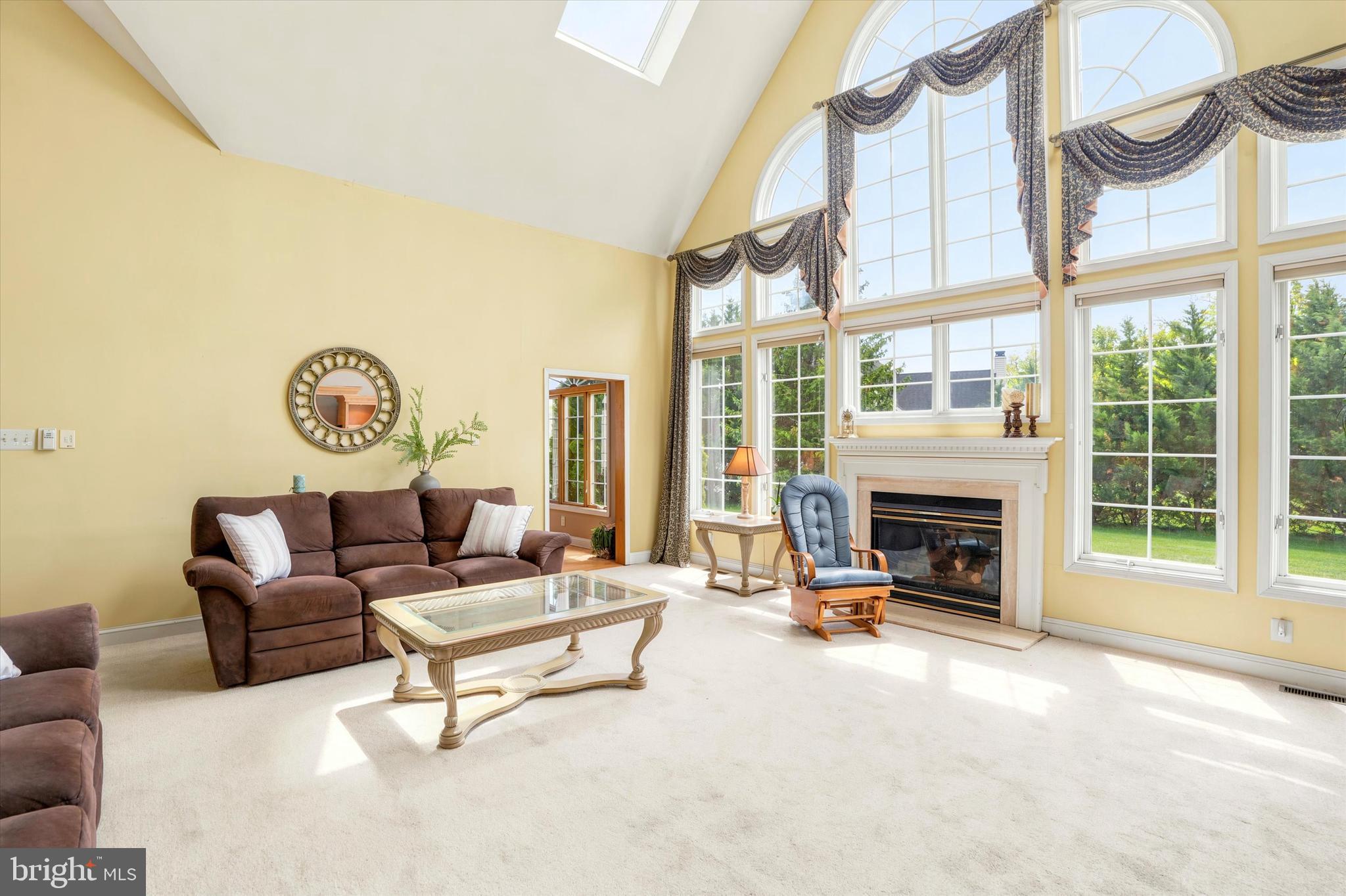HORSHAM CHASE - Residential