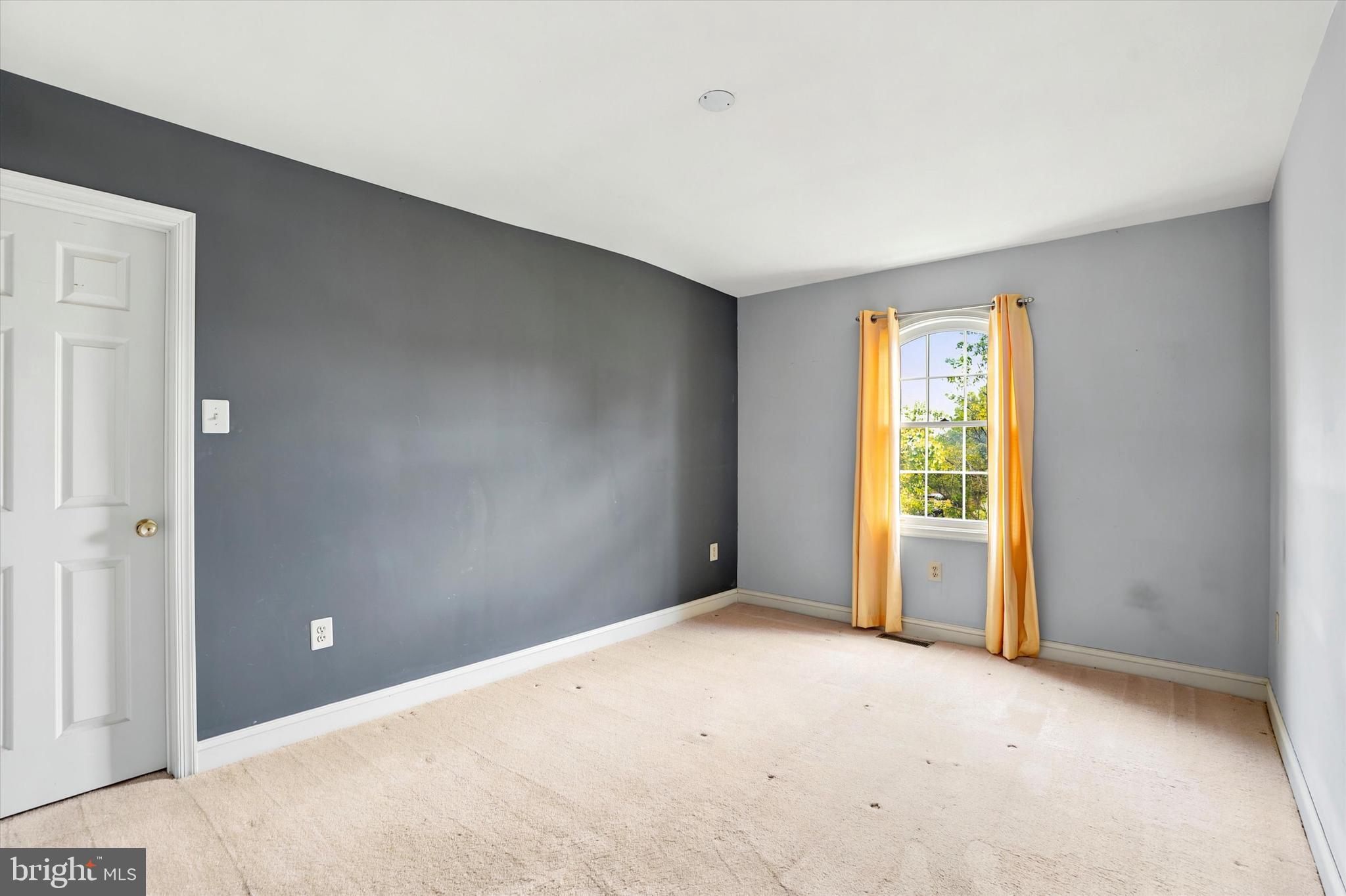HORSHAM CHASE - Residential