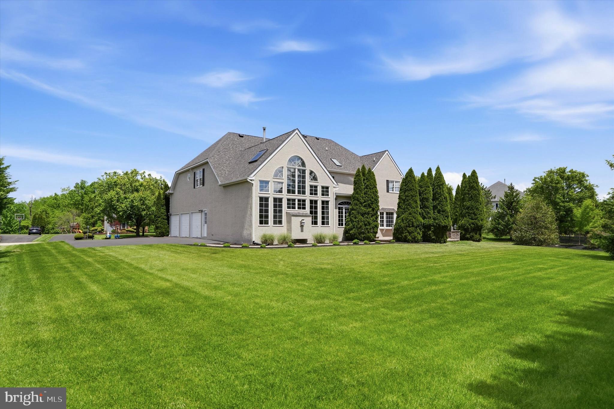HORSHAM CHASE - Residential