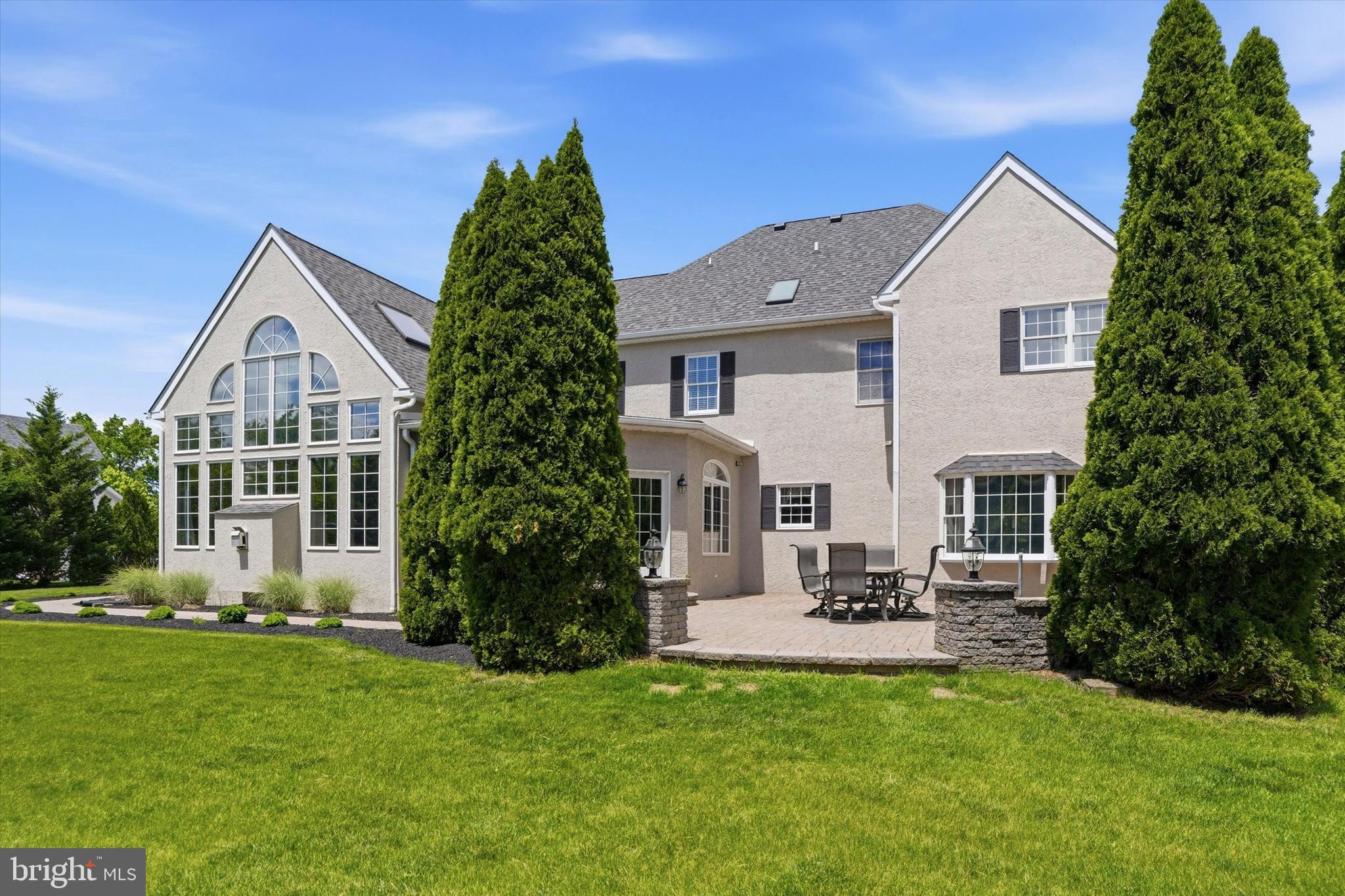 HORSHAM CHASE - Residential