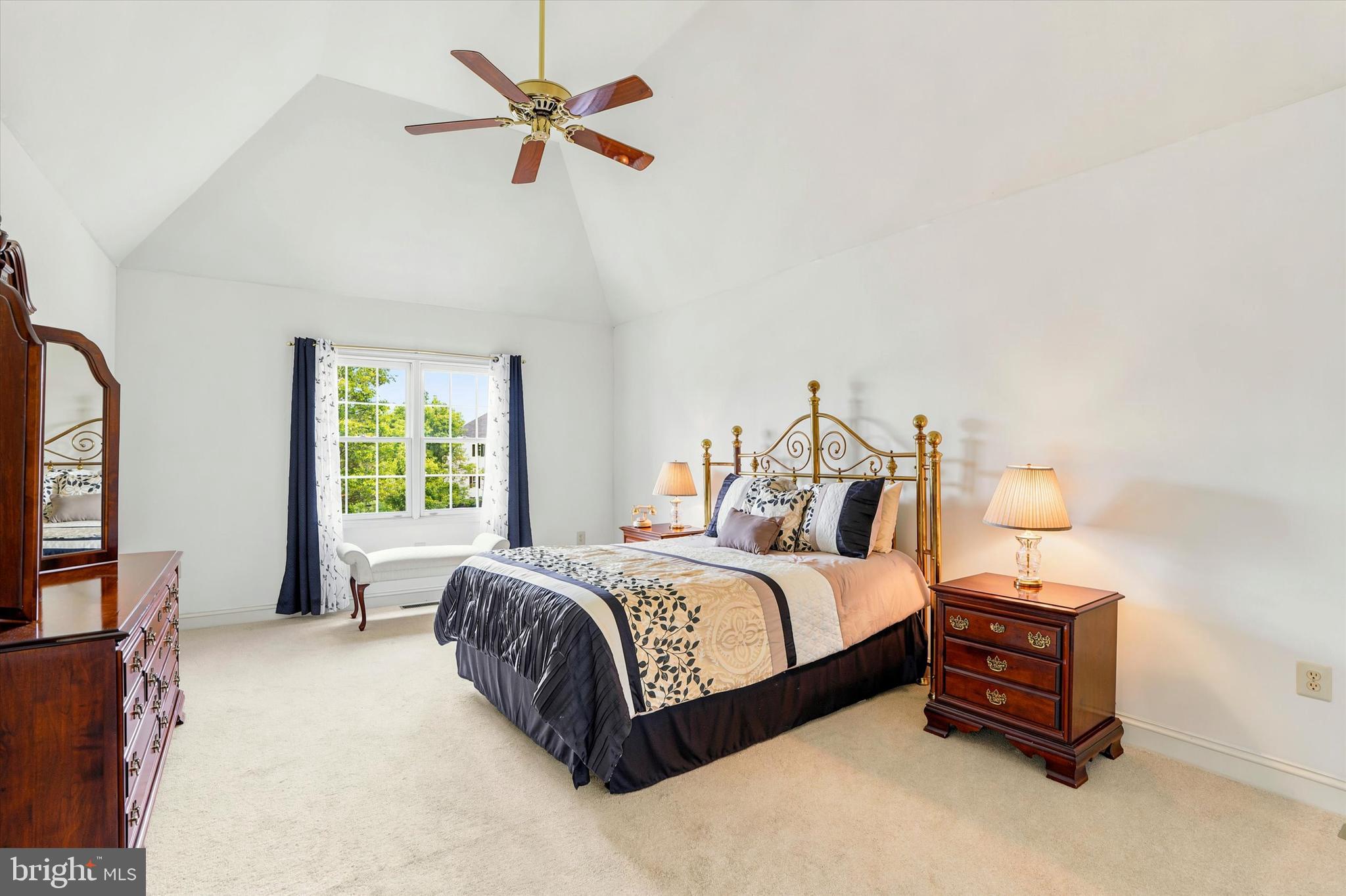 HORSHAM CHASE - Residential