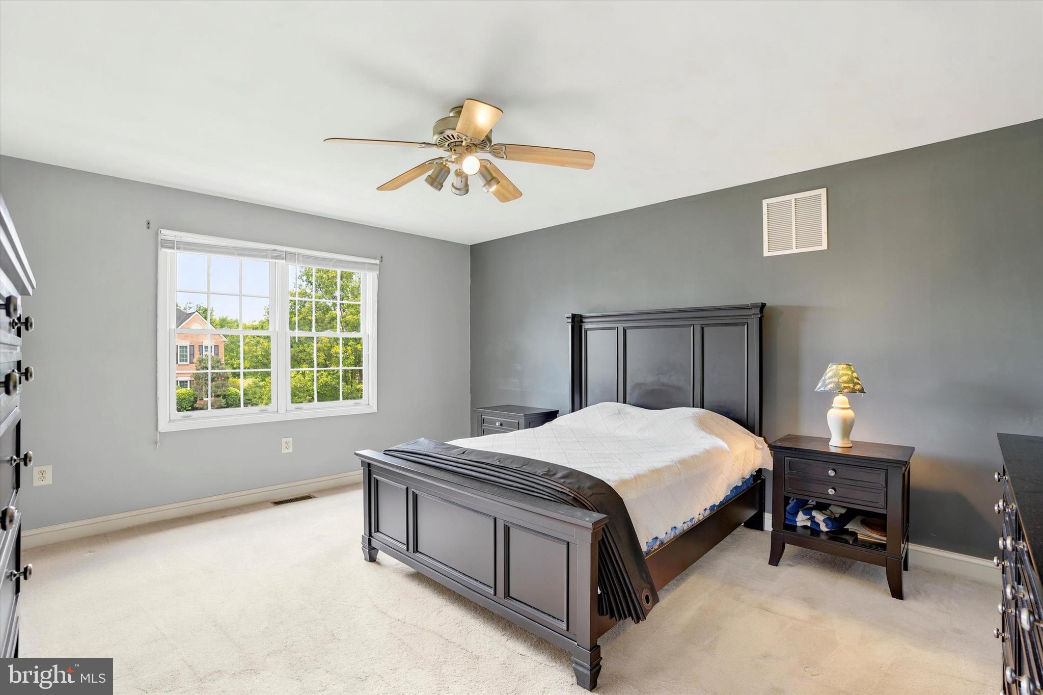 HORSHAM CHASE - Residential