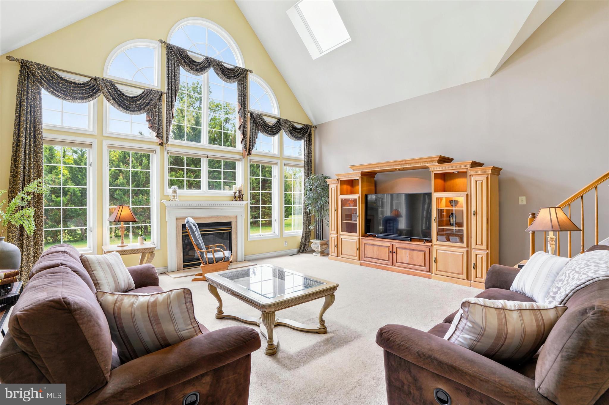 HORSHAM CHASE - Residential