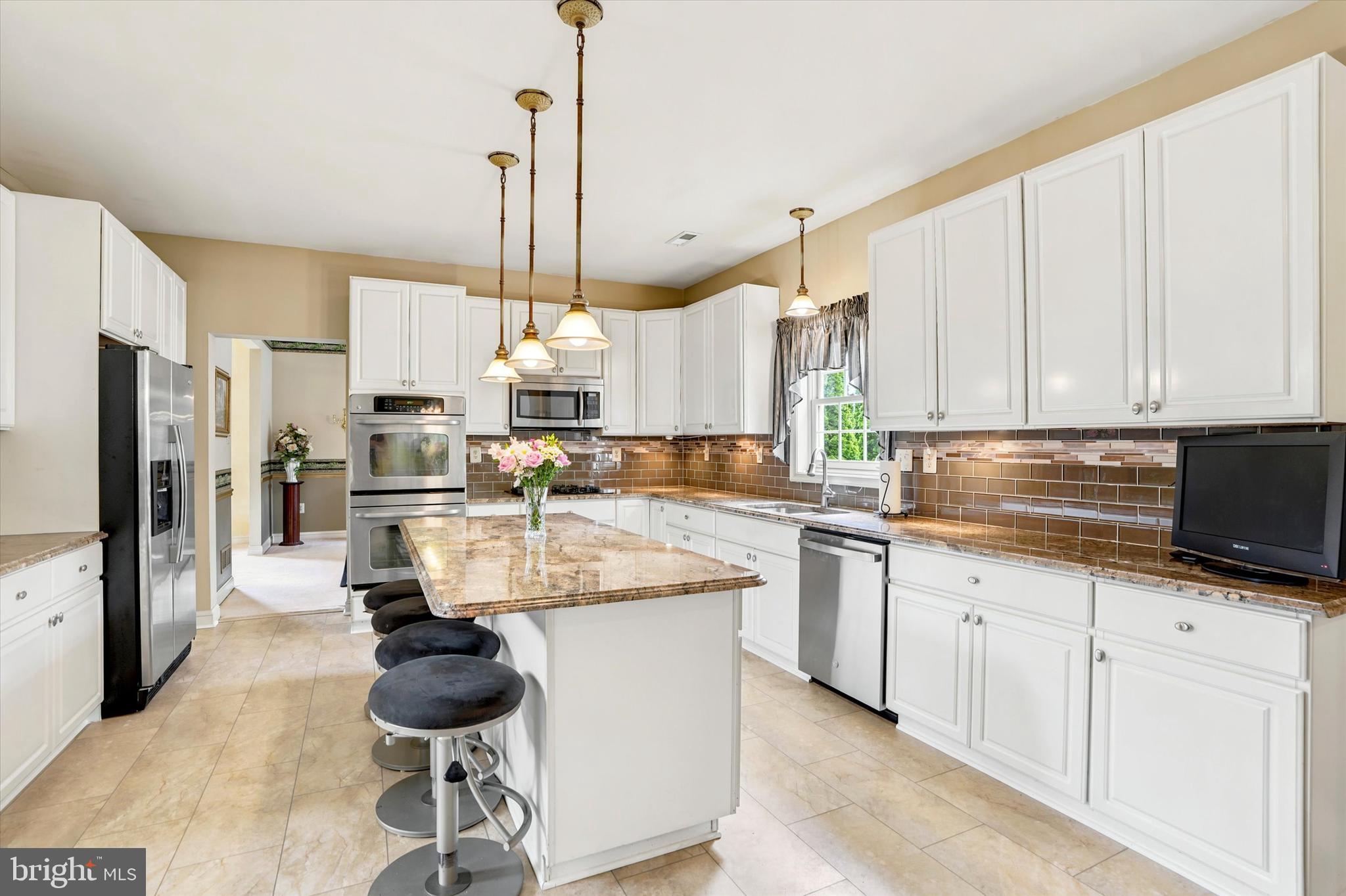 HORSHAM CHASE - Residential