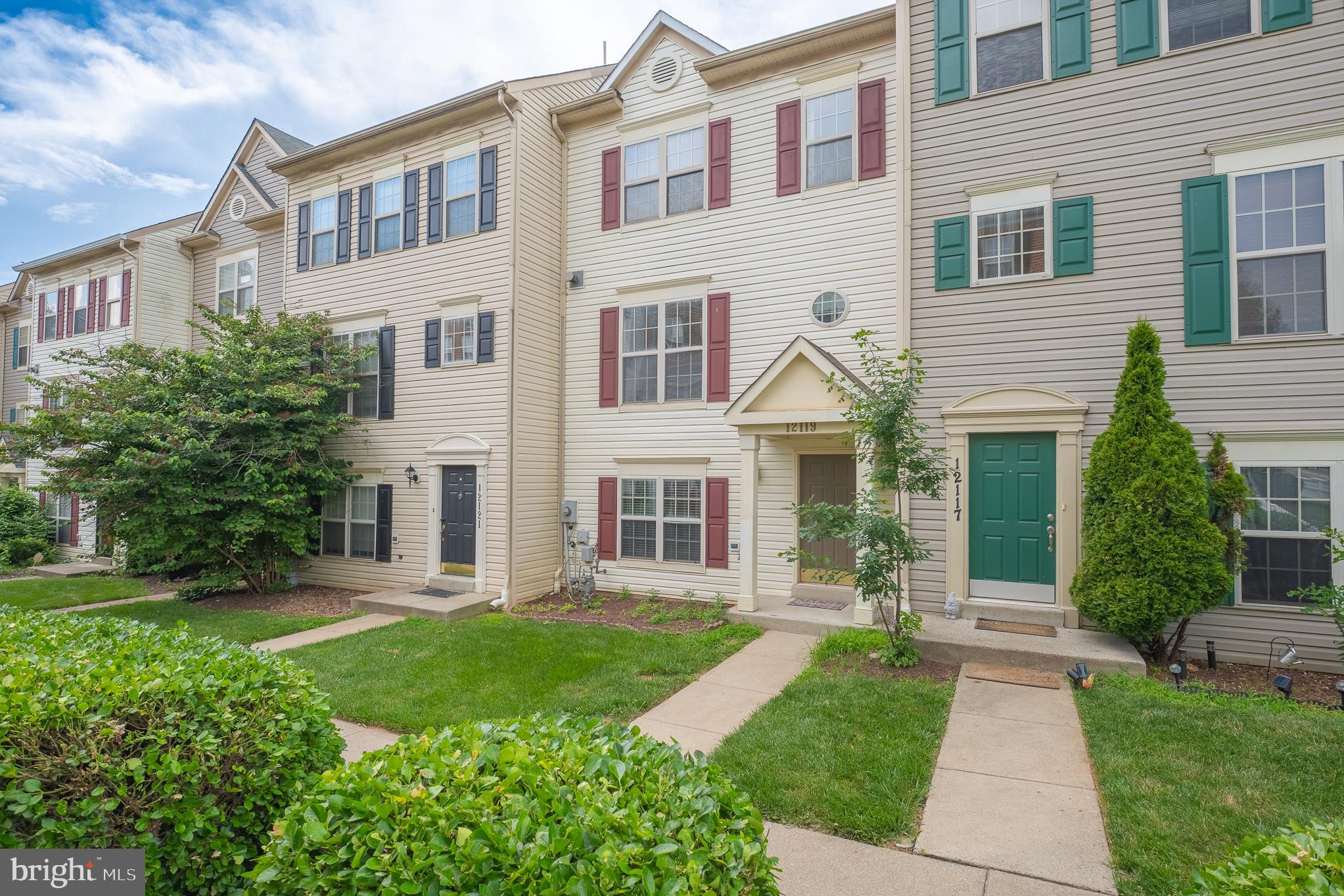 12119 AMBER RIDGE CIRCLE