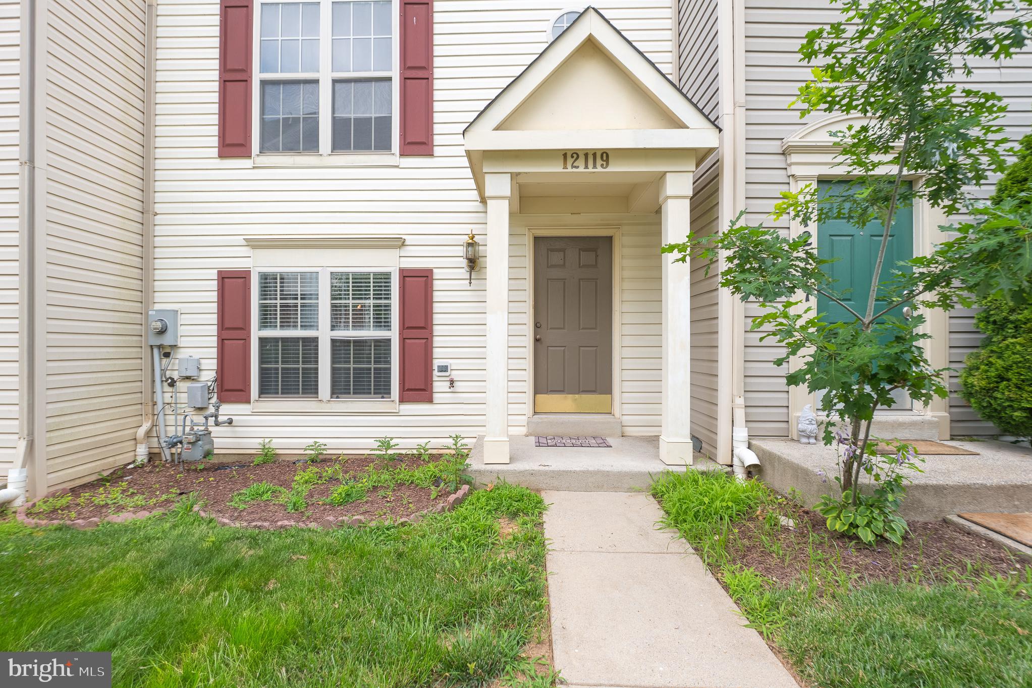 12119 AMBER RIDGE CIRCLE