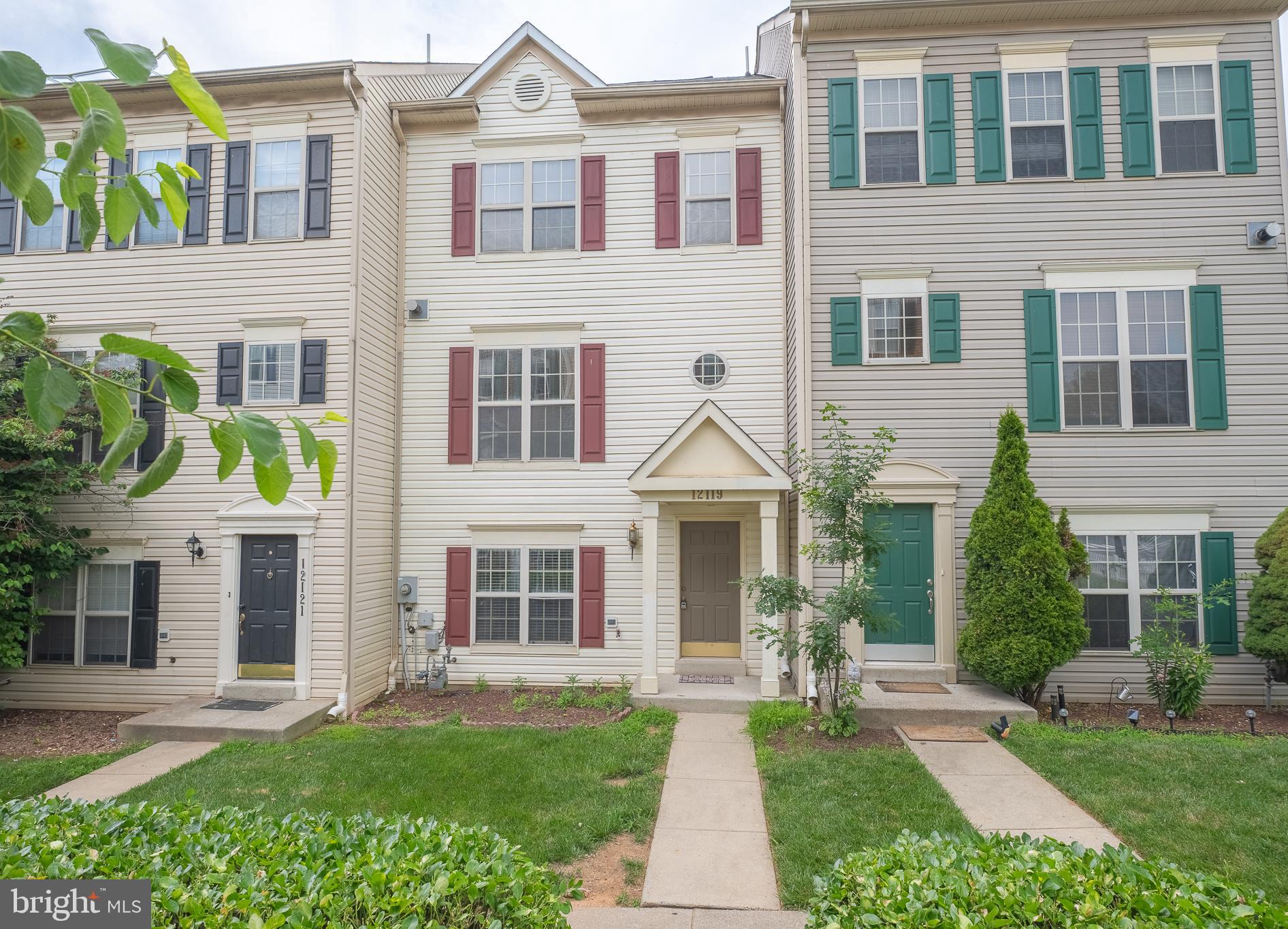 12119 AMBER RIDGE CIRCLE