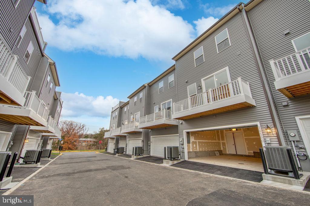 WESTFIELD - Residential Lease