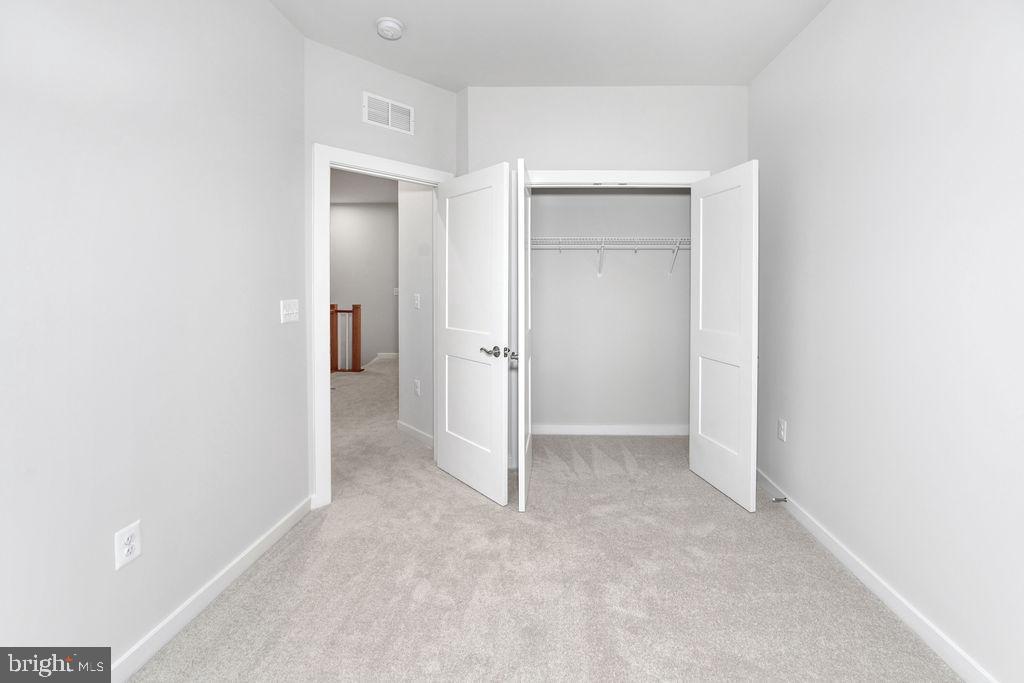 WESTFIELD - Residential Lease