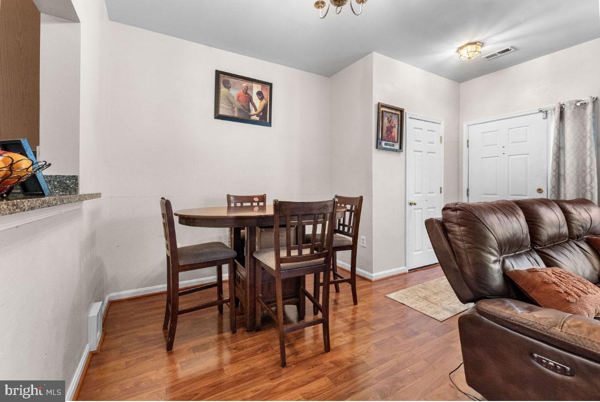 SEVEN OAKS - Residential