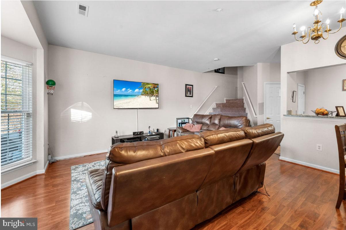 SEVEN OAKS - Residential