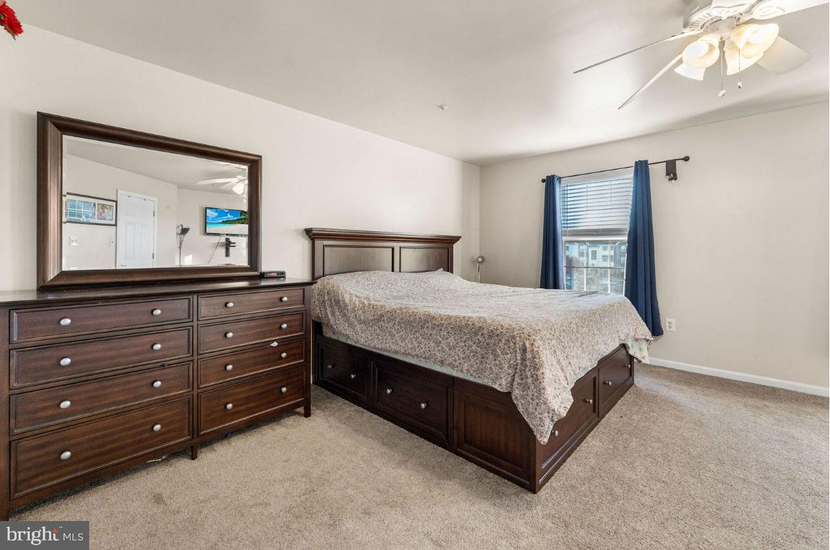 SEVEN OAKS - Residential