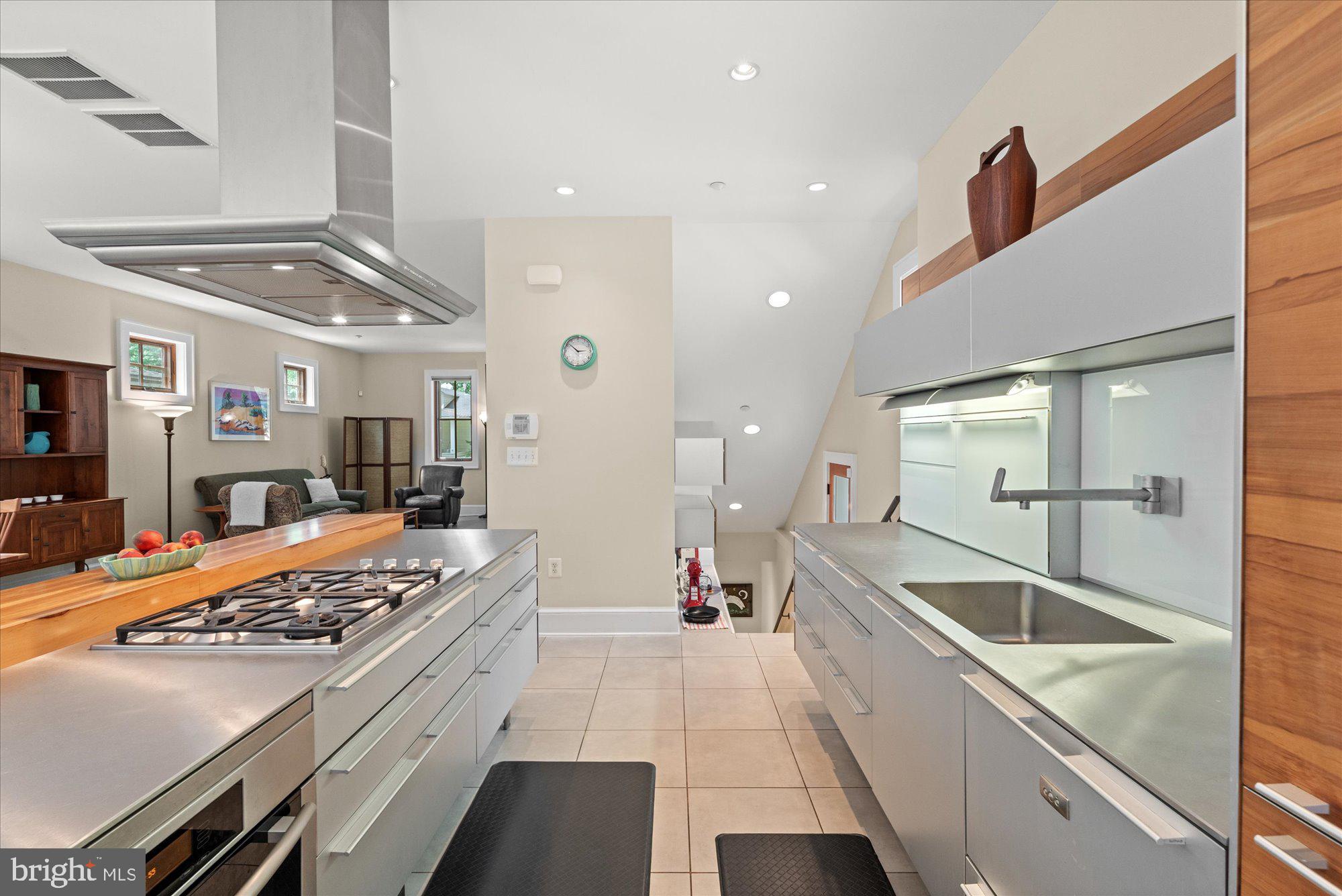 ROSEMONT - Residential