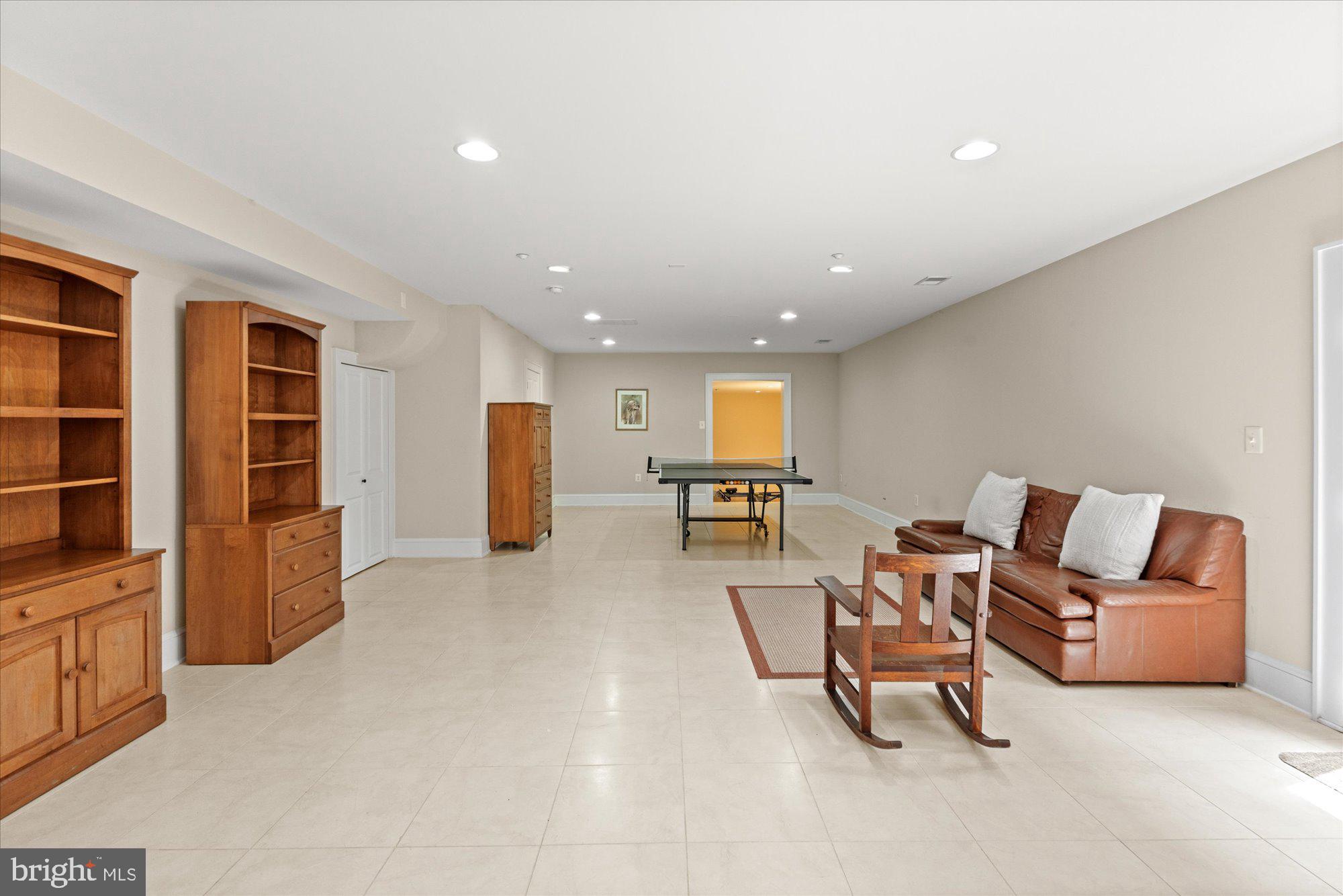 ROSEMONT - Residential