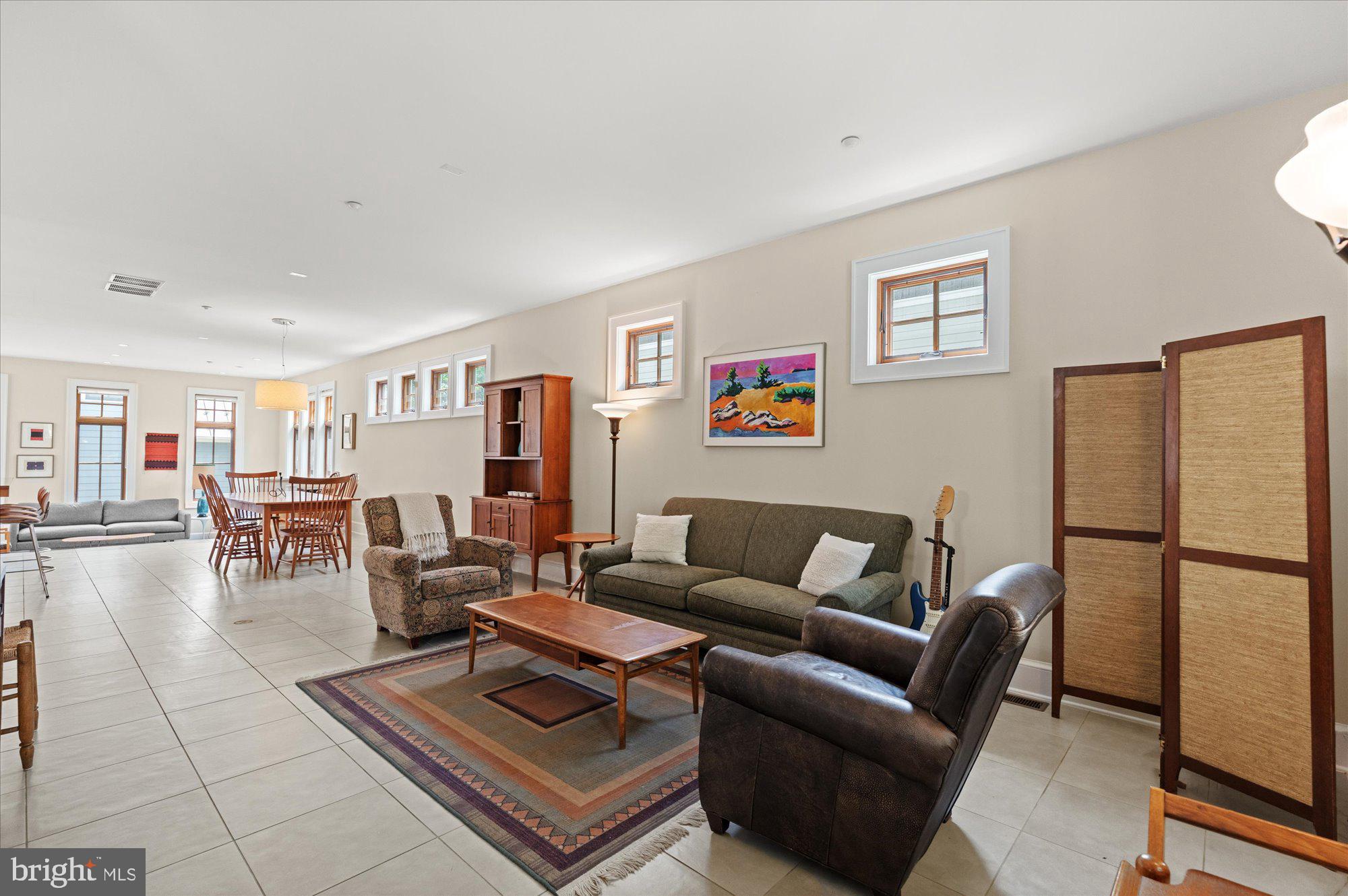 ROSEMONT - Residential