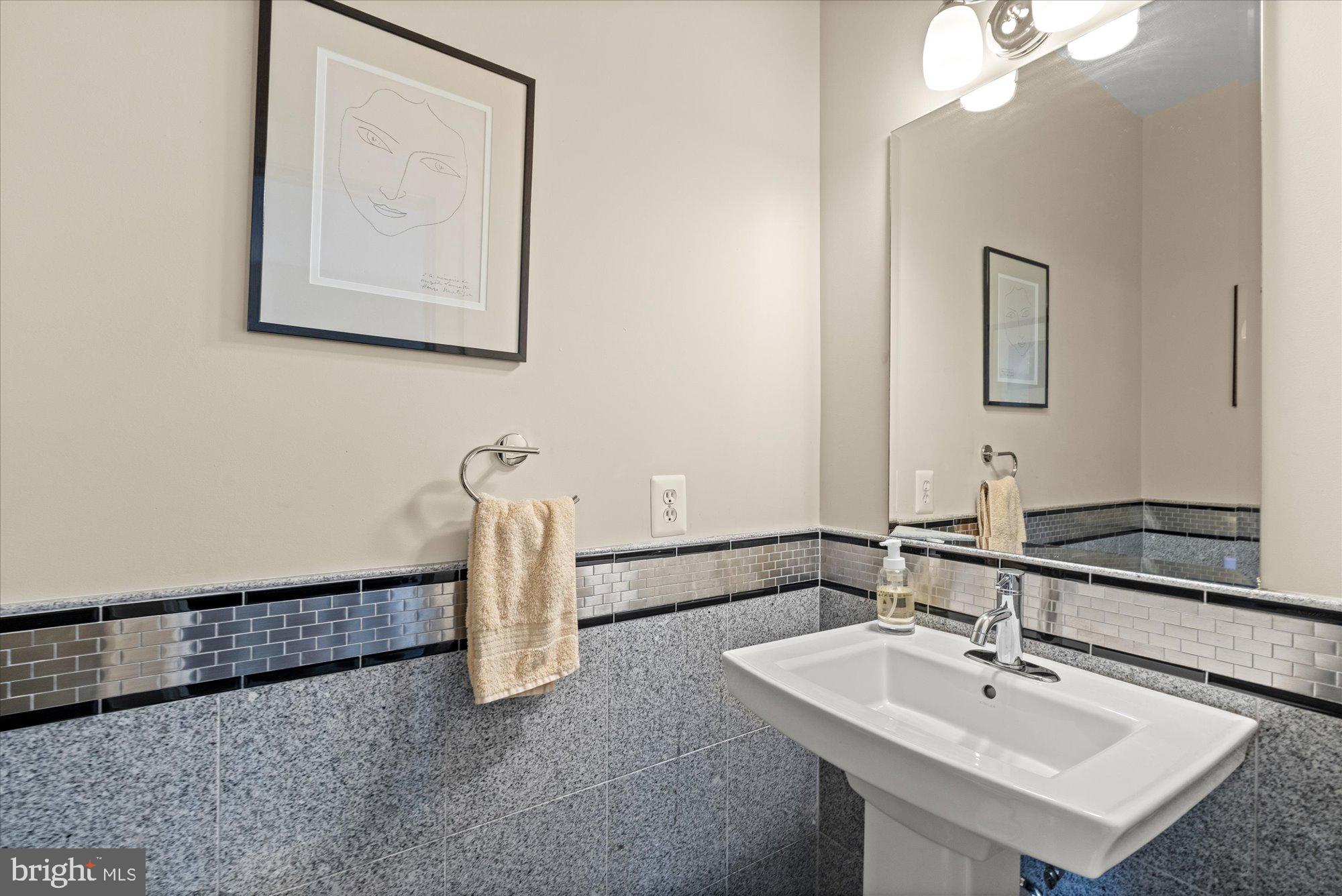 ROSEMONT - Residential