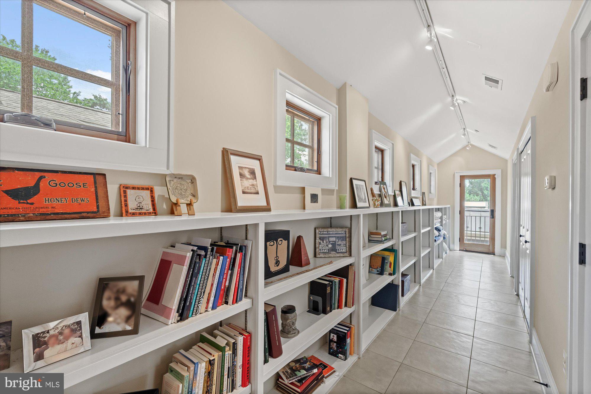 ROSEMONT - Residential