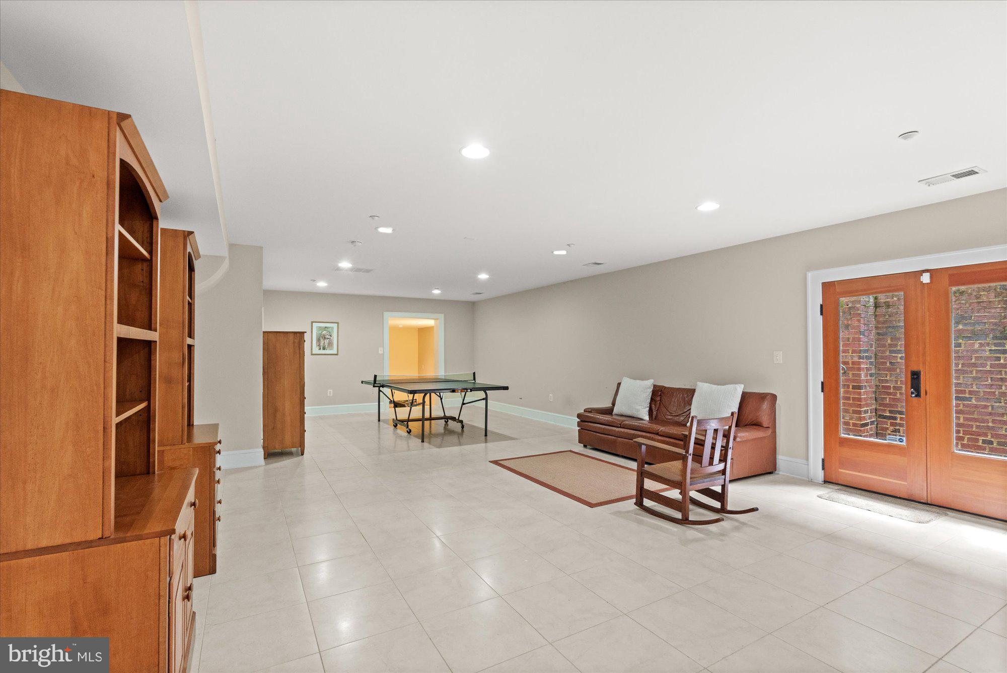 ROSEMONT - Residential