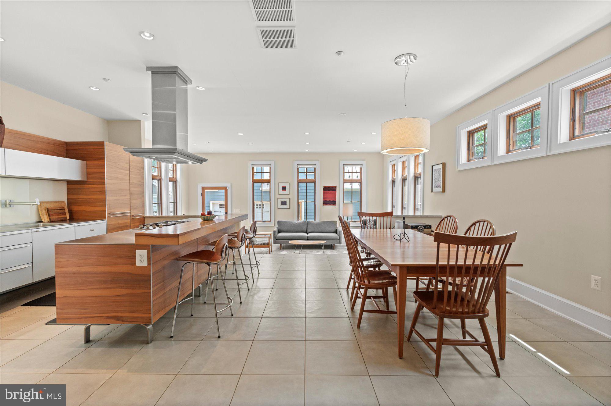 ROSEMONT - Residential