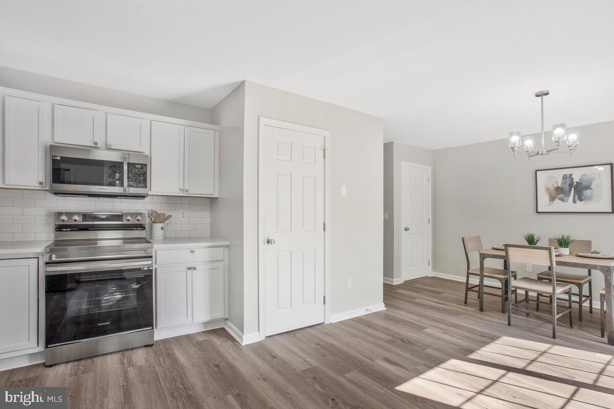 GRAY INN COURT - Residential