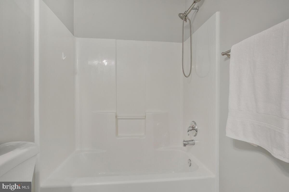 GRAY INN COURT - Residential