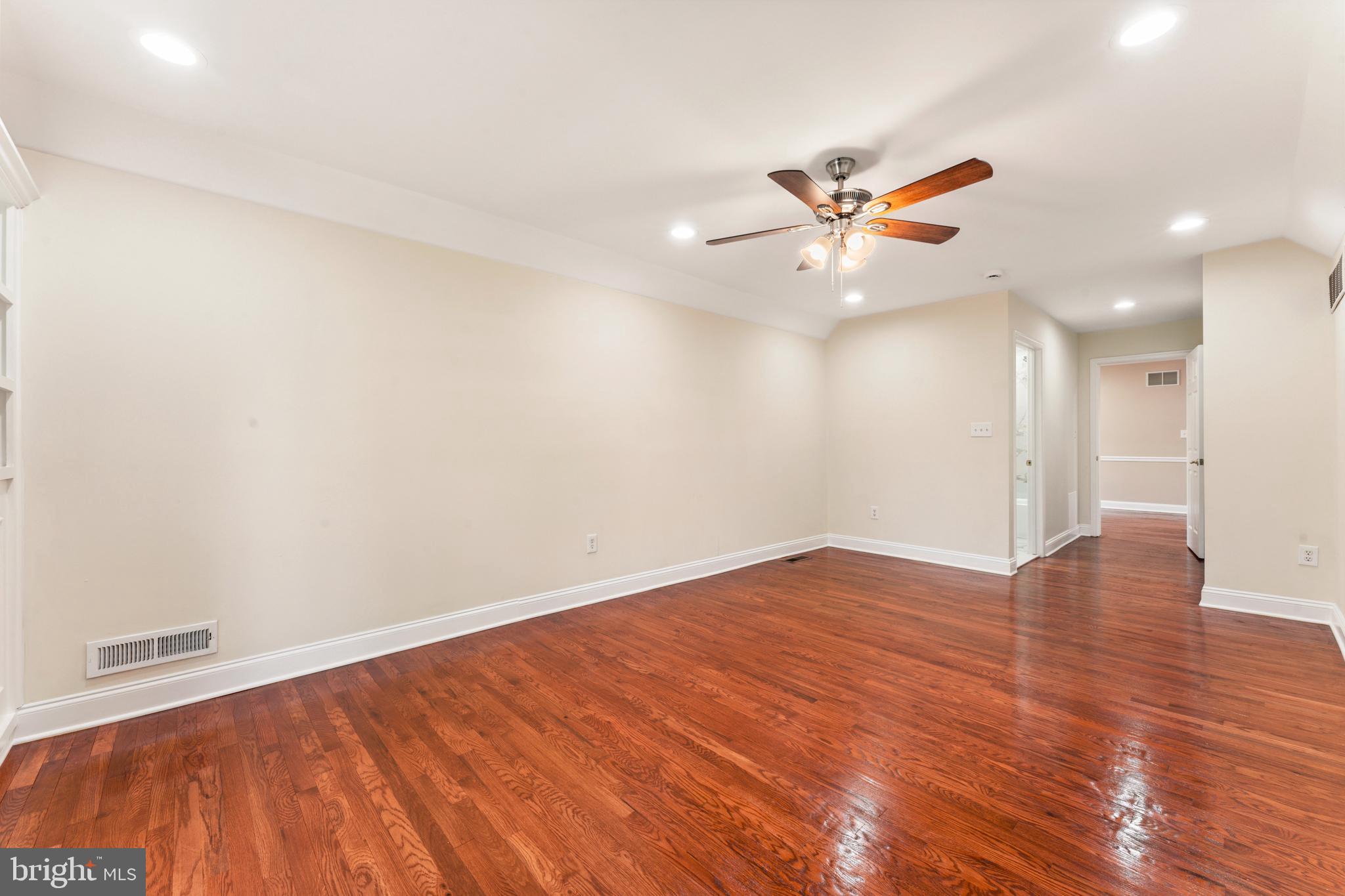 DEVONSHIRE ESTATES - Residential