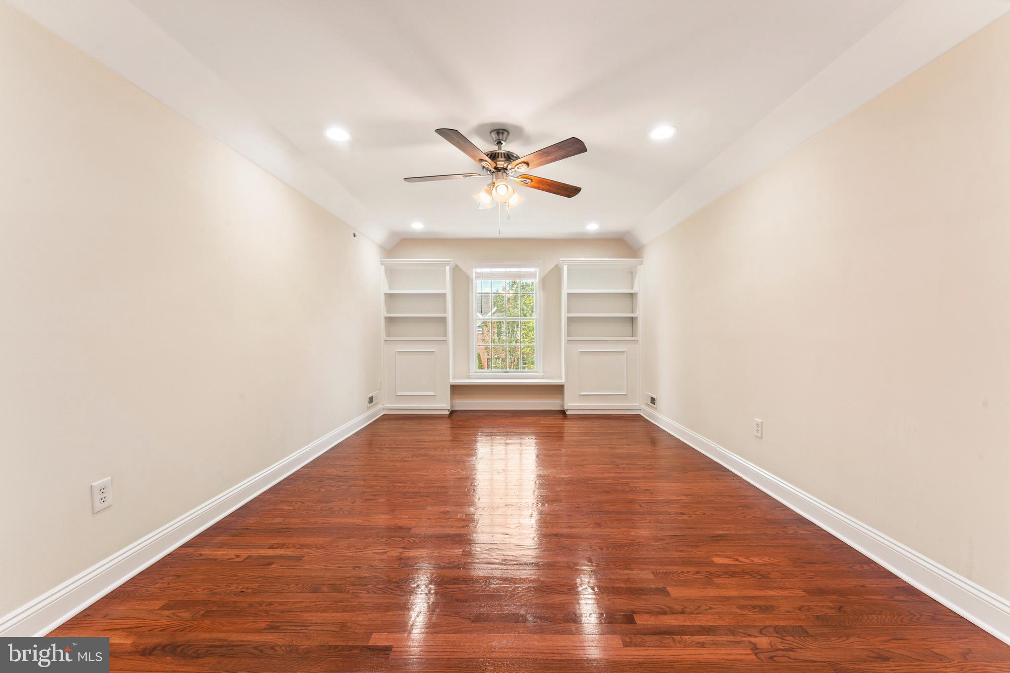 DEVONSHIRE ESTATES - Residential