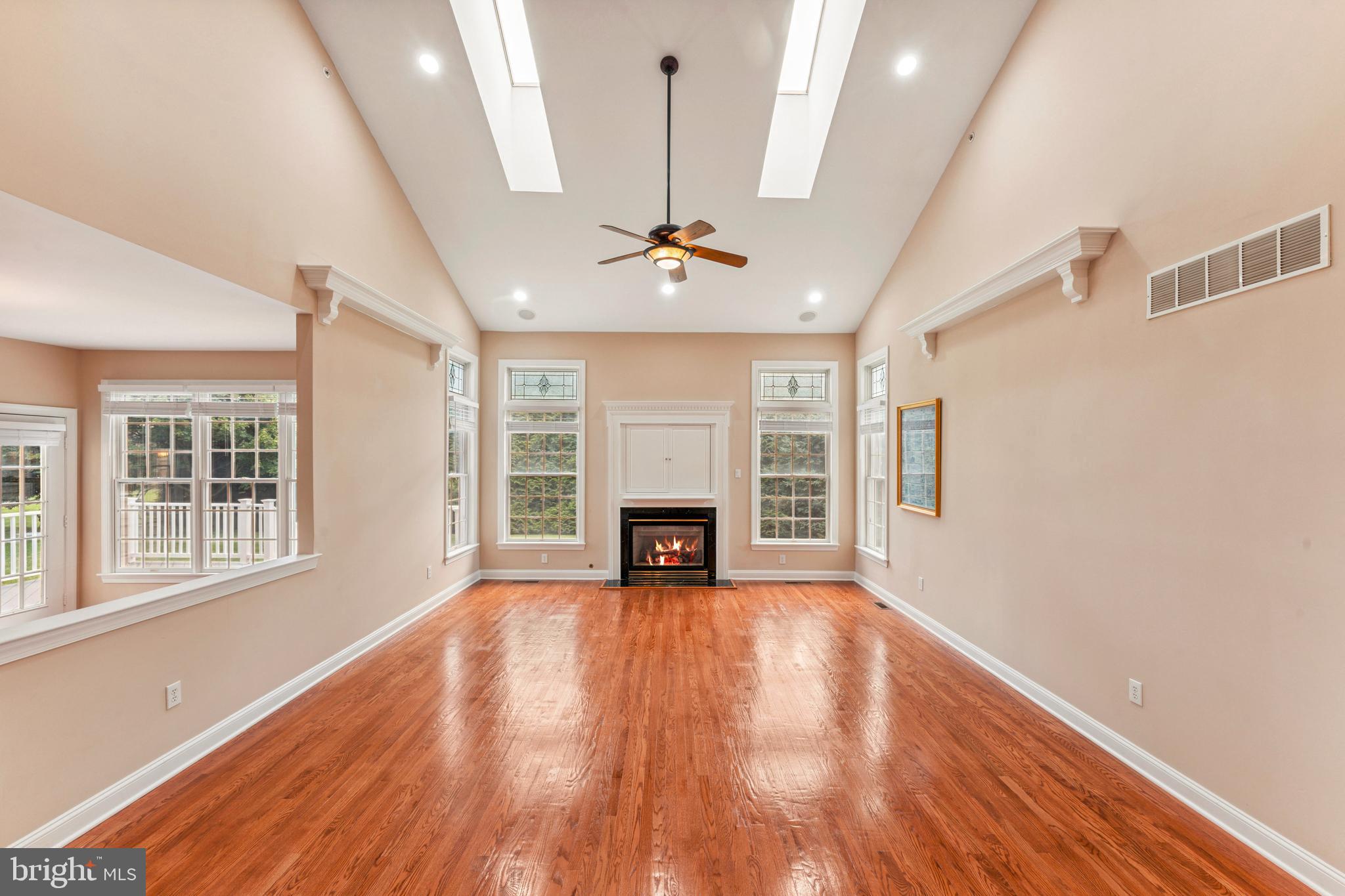 DEVONSHIRE ESTATES - Residential