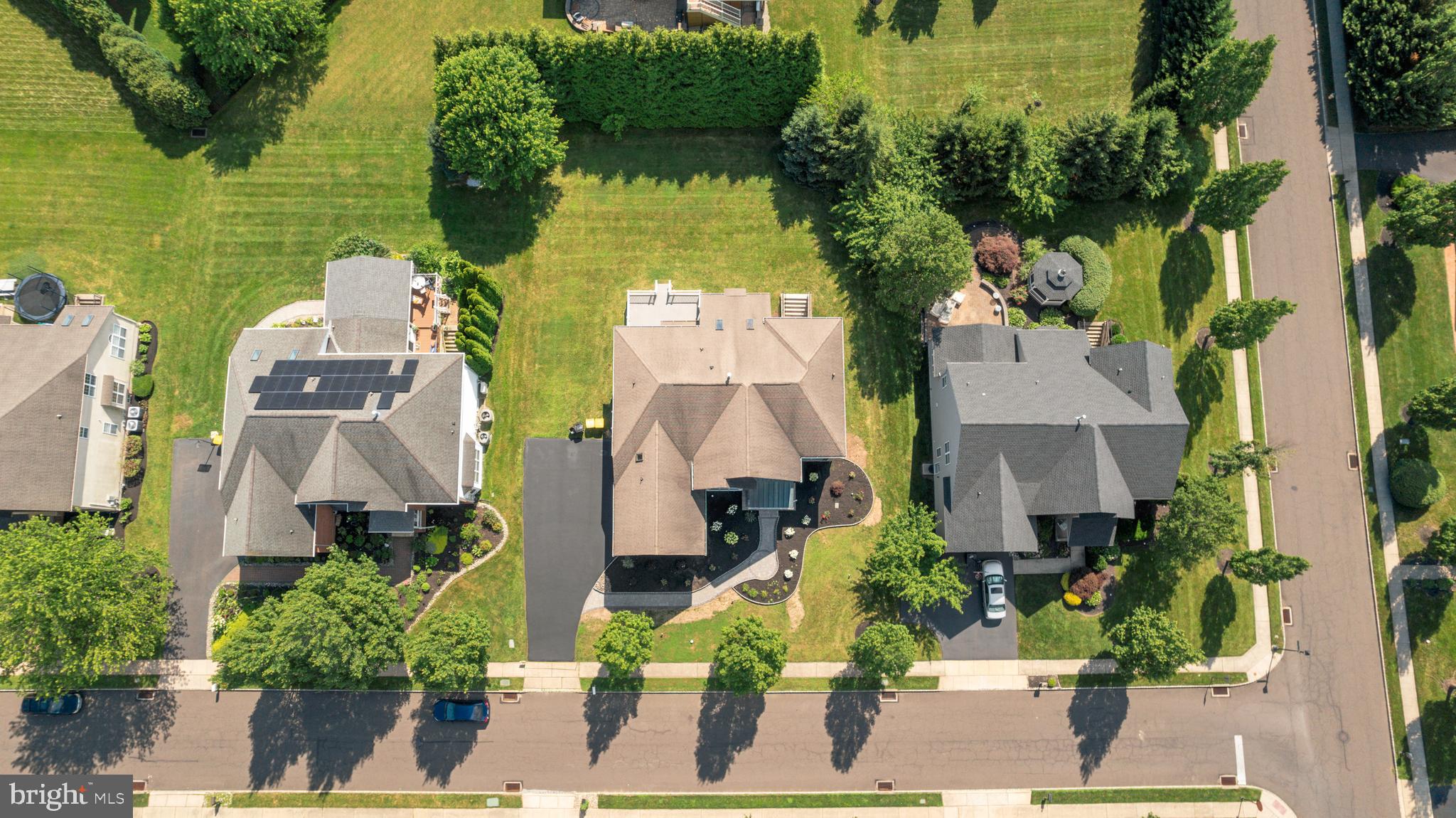 DEVONSHIRE ESTATES - Residential