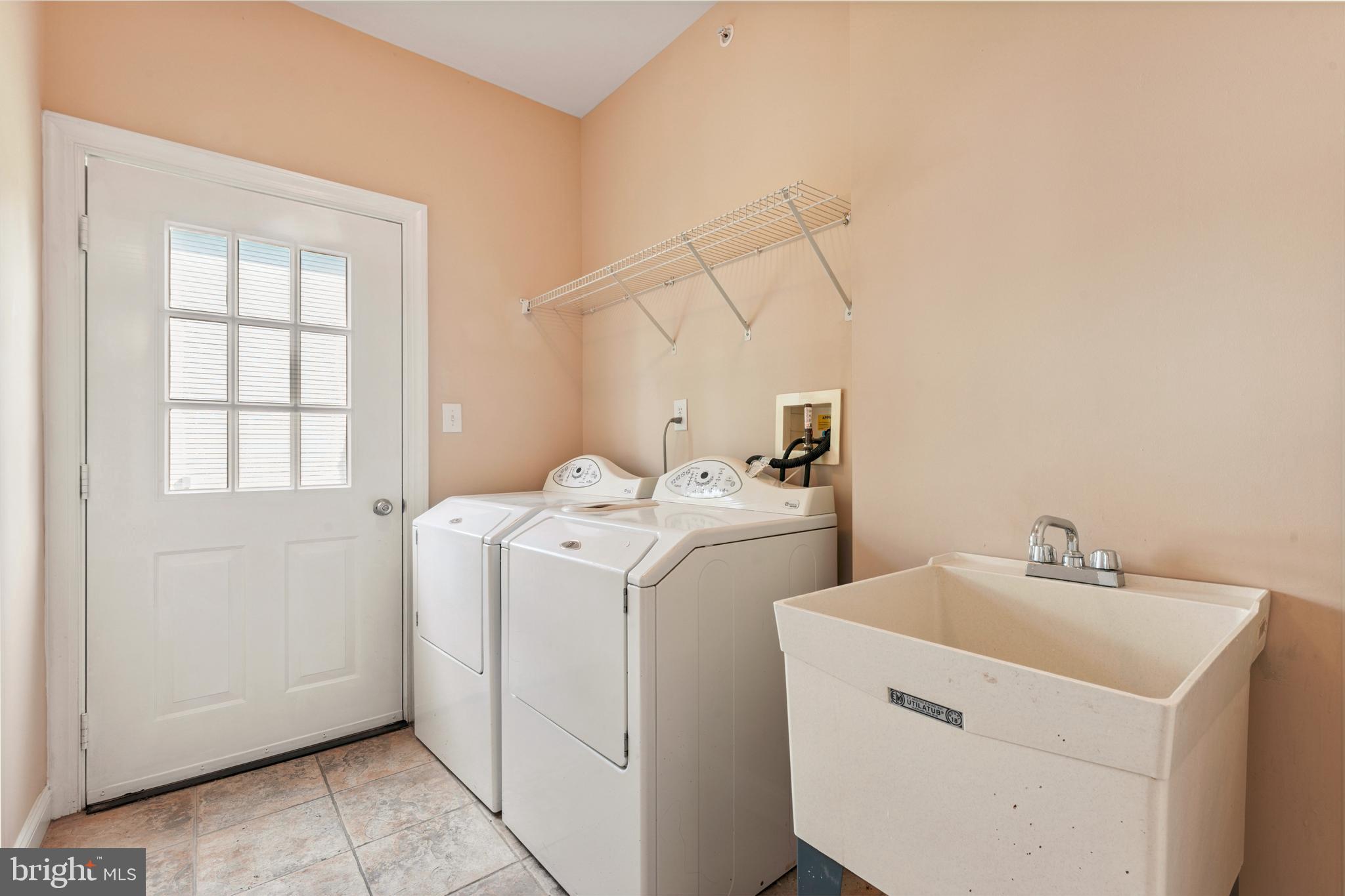 DEVONSHIRE ESTATES - Residential