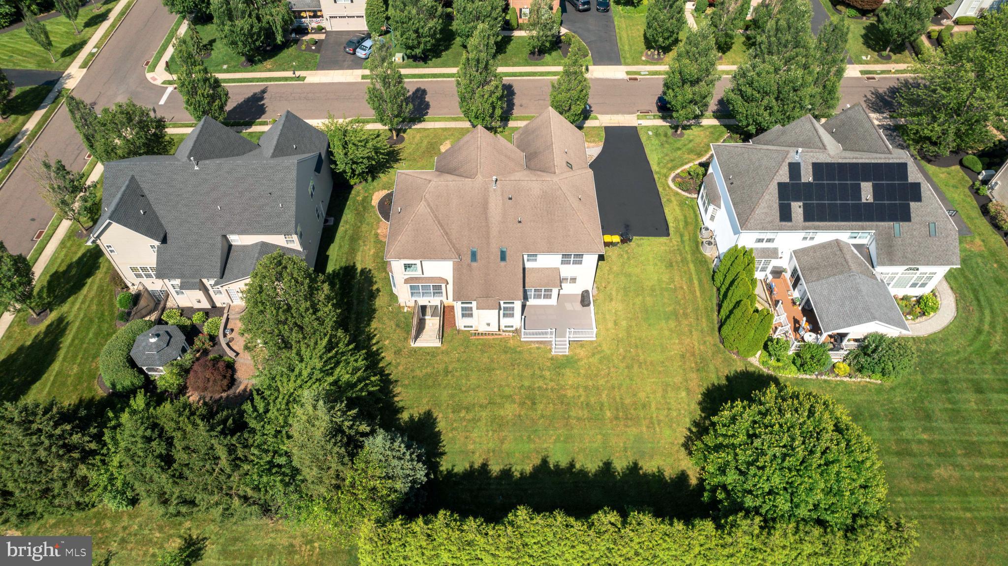 DEVONSHIRE ESTATES - Residential