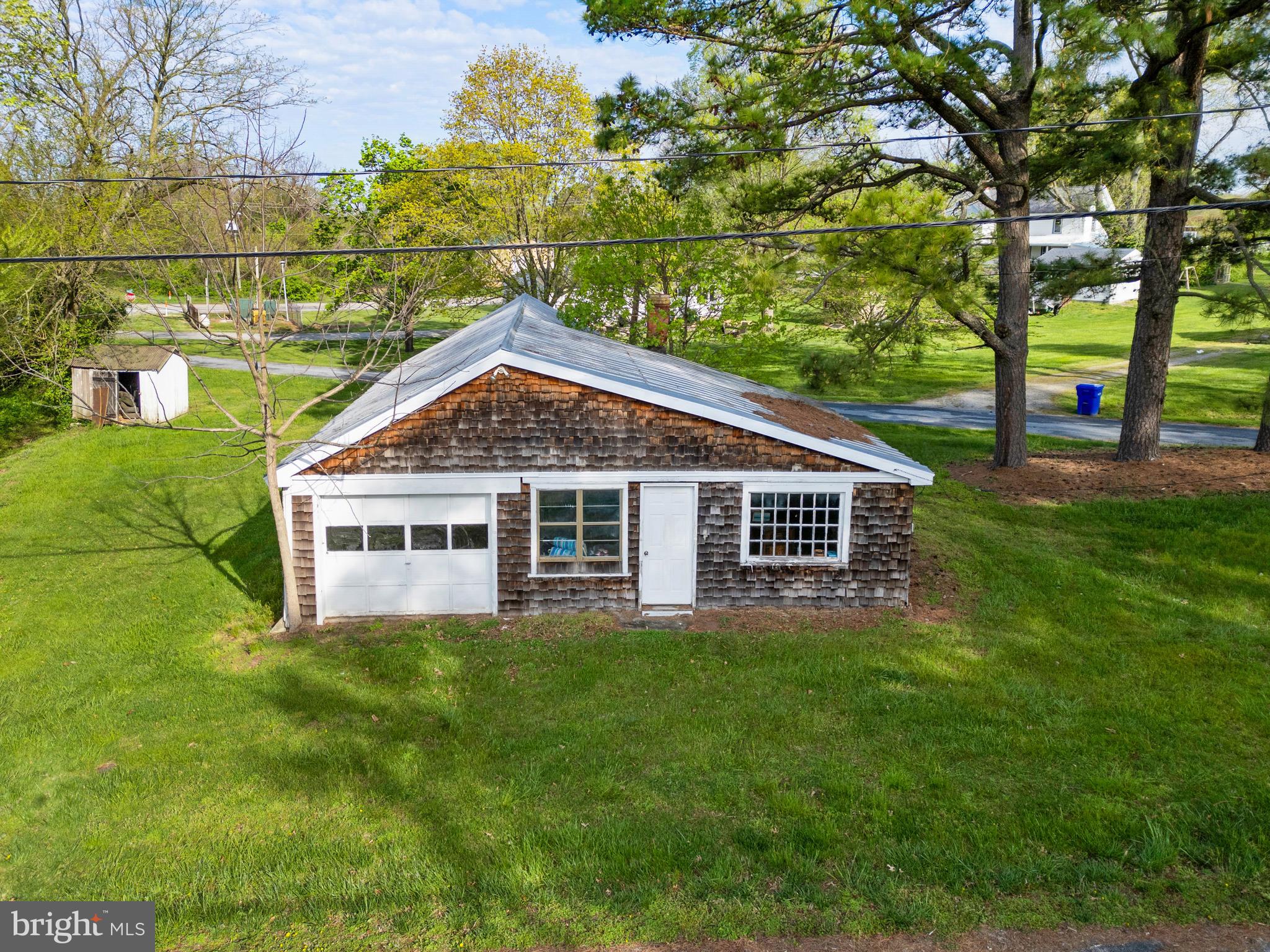 FAIRLEE - Residential