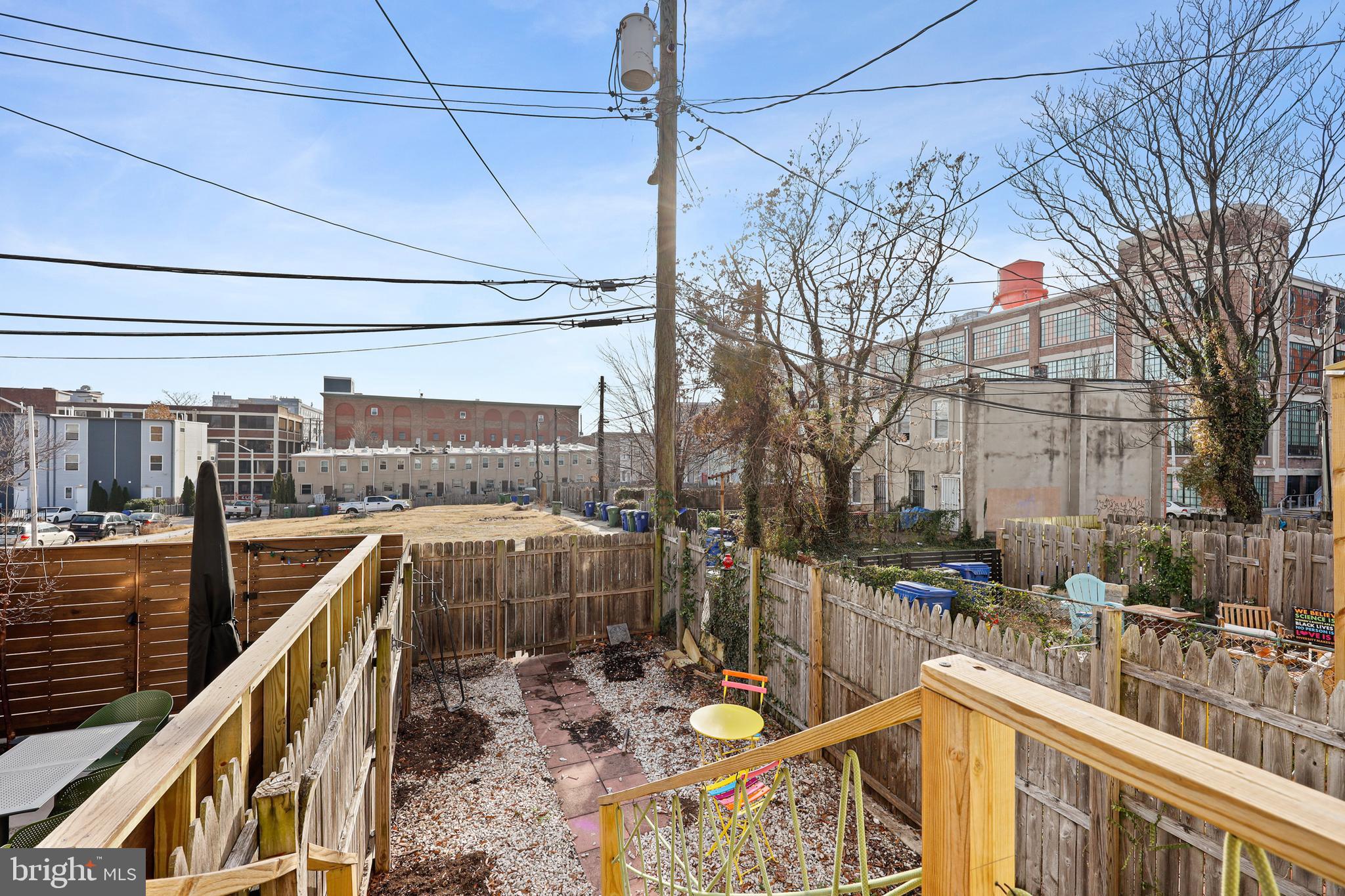 GREENMOUNT WEST - Residential