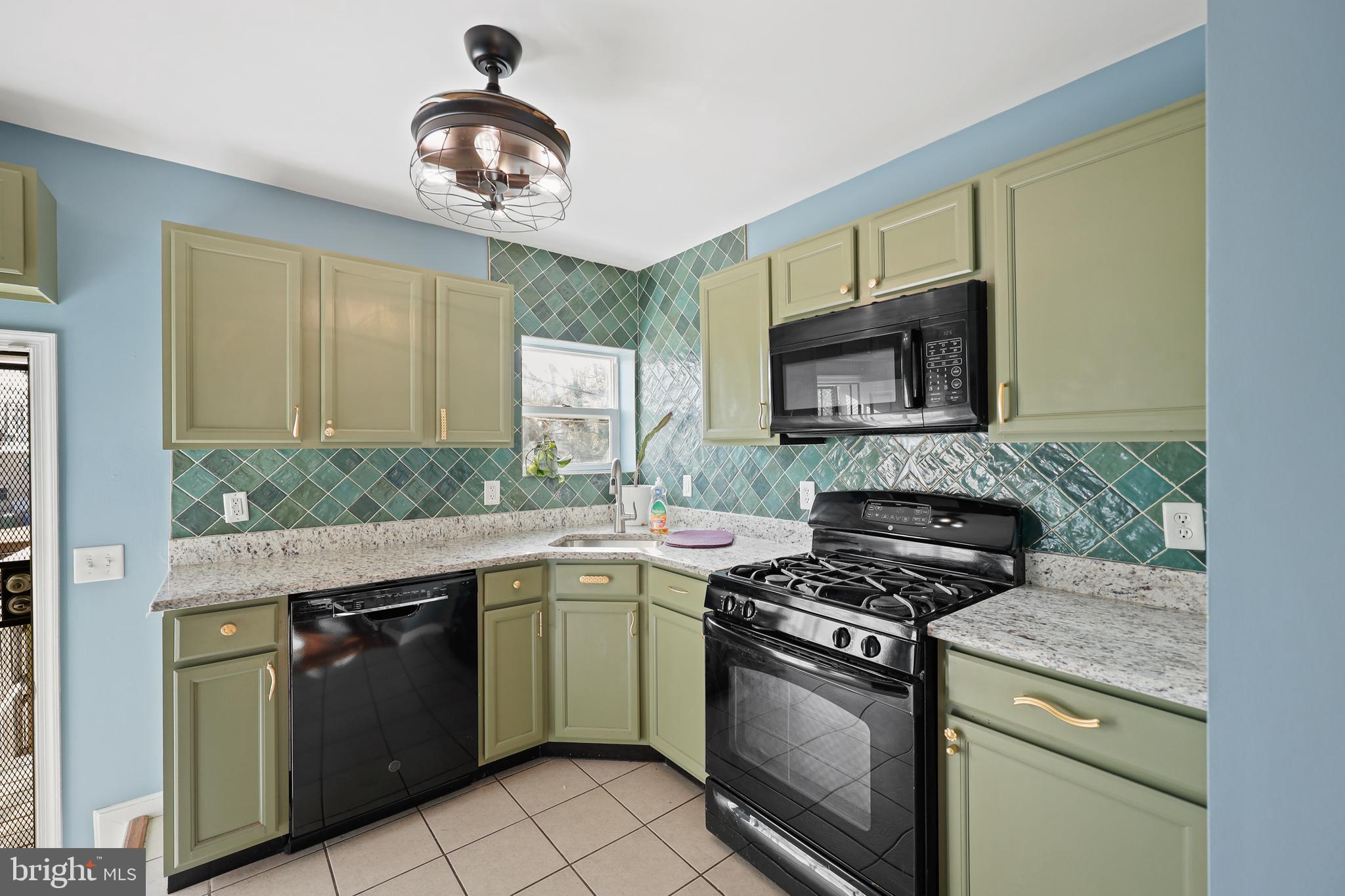 GREENMOUNT WEST - Residential