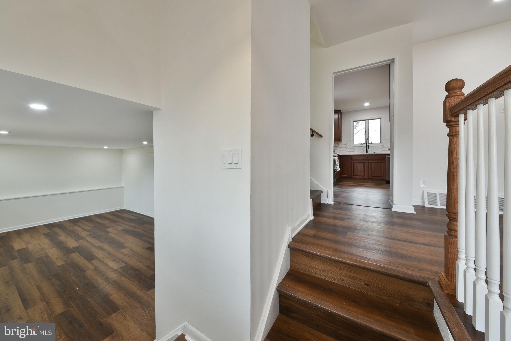 EDGEWATER ESTATES - Residential