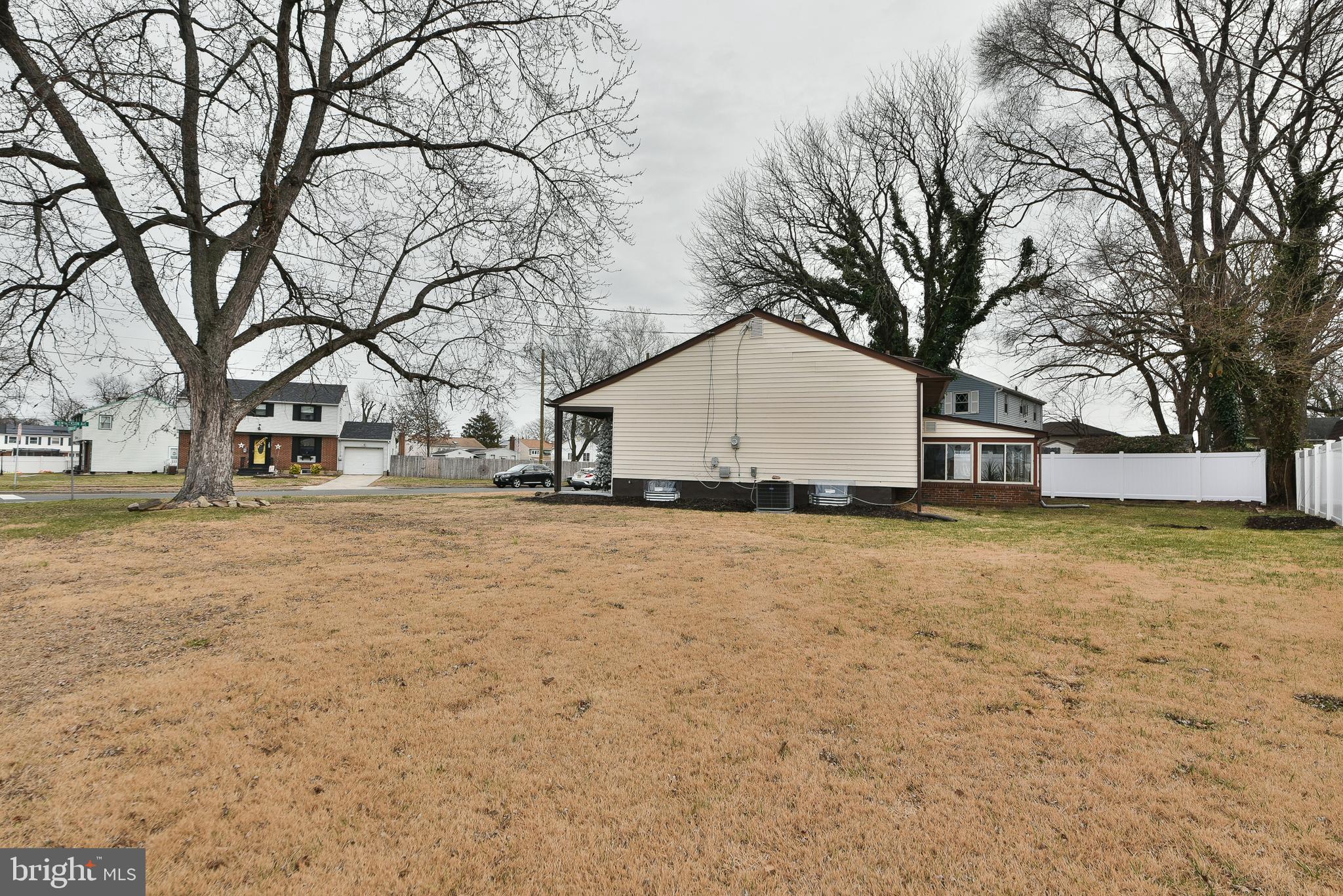 EDGEWATER ESTATES - Residential