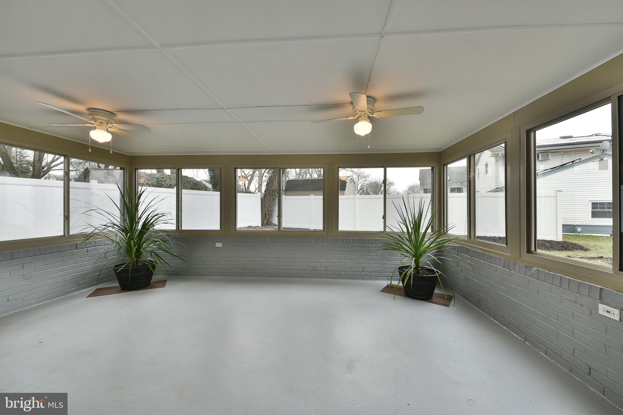 EDGEWATER ESTATES - Residential