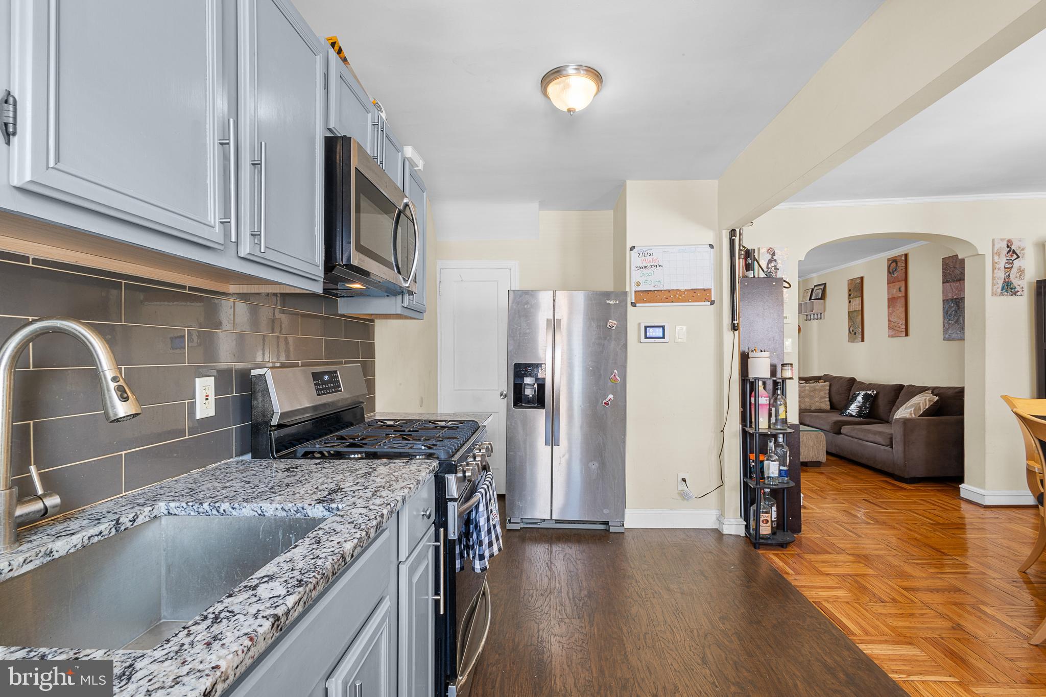 LAWNCREST - Residential