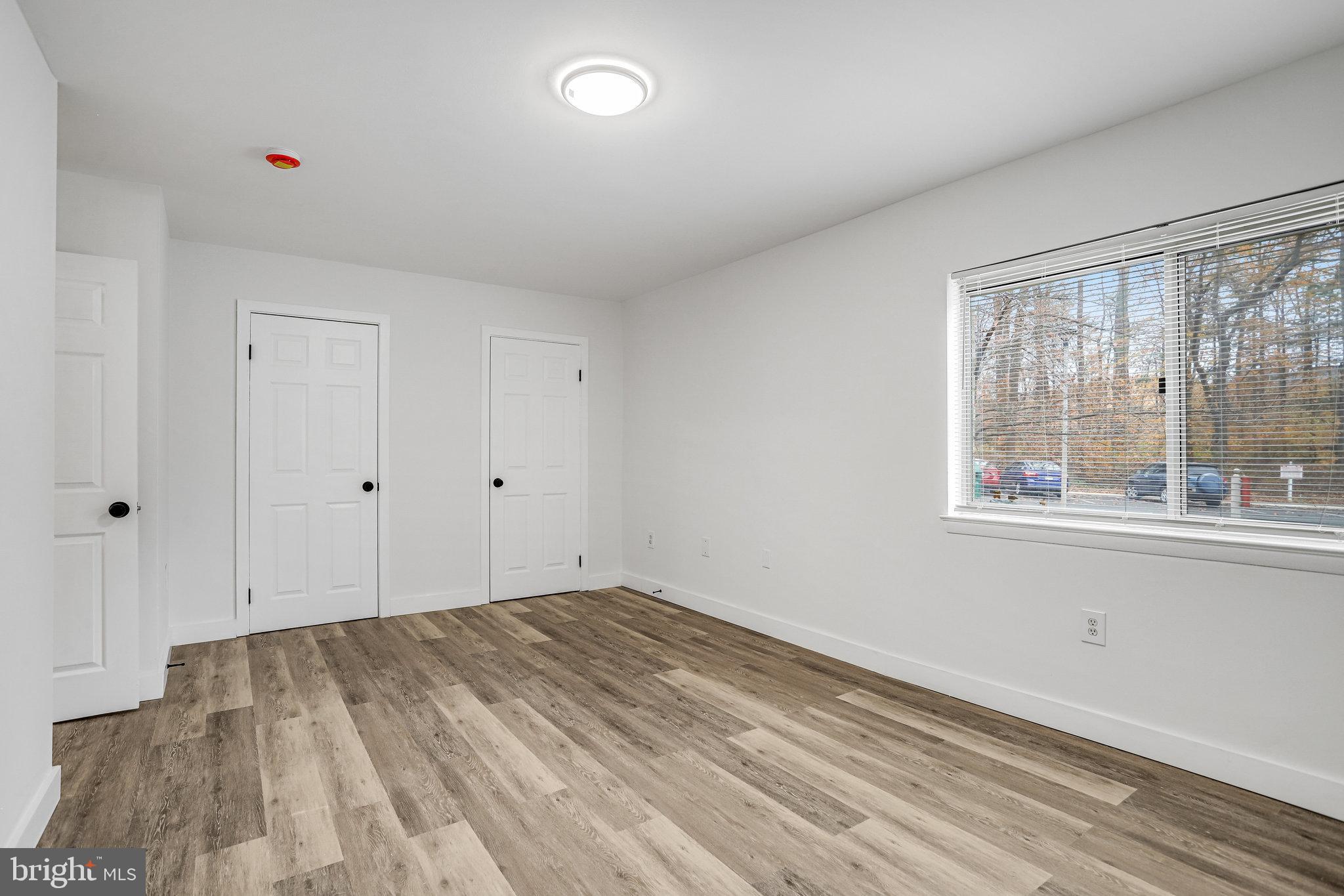 BETHESDA PARK - Residential