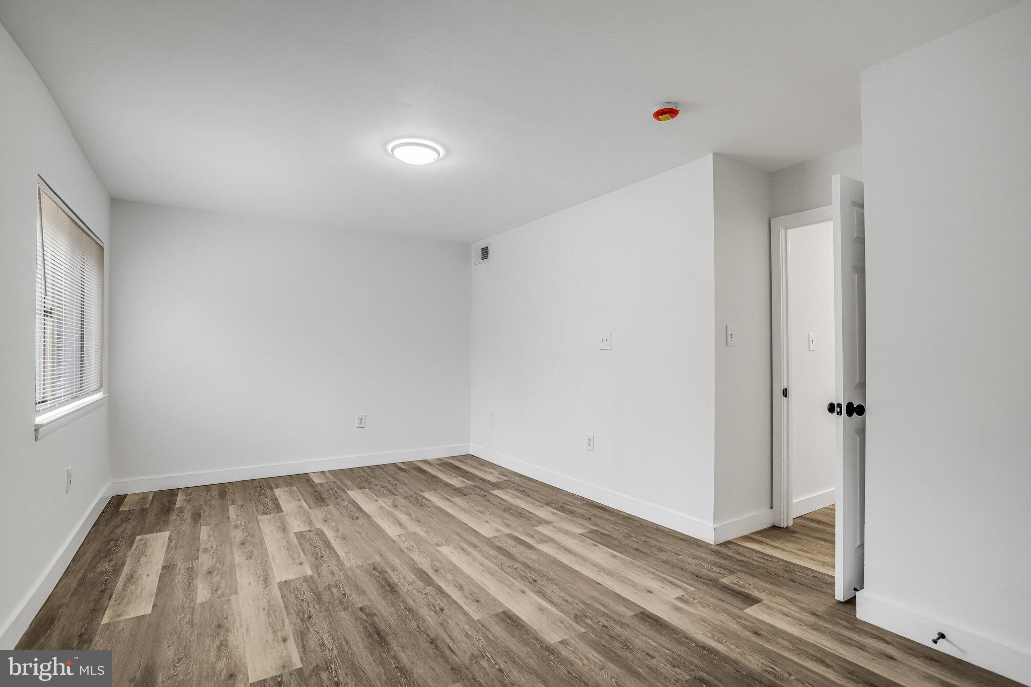 BETHESDA PARK - Residential