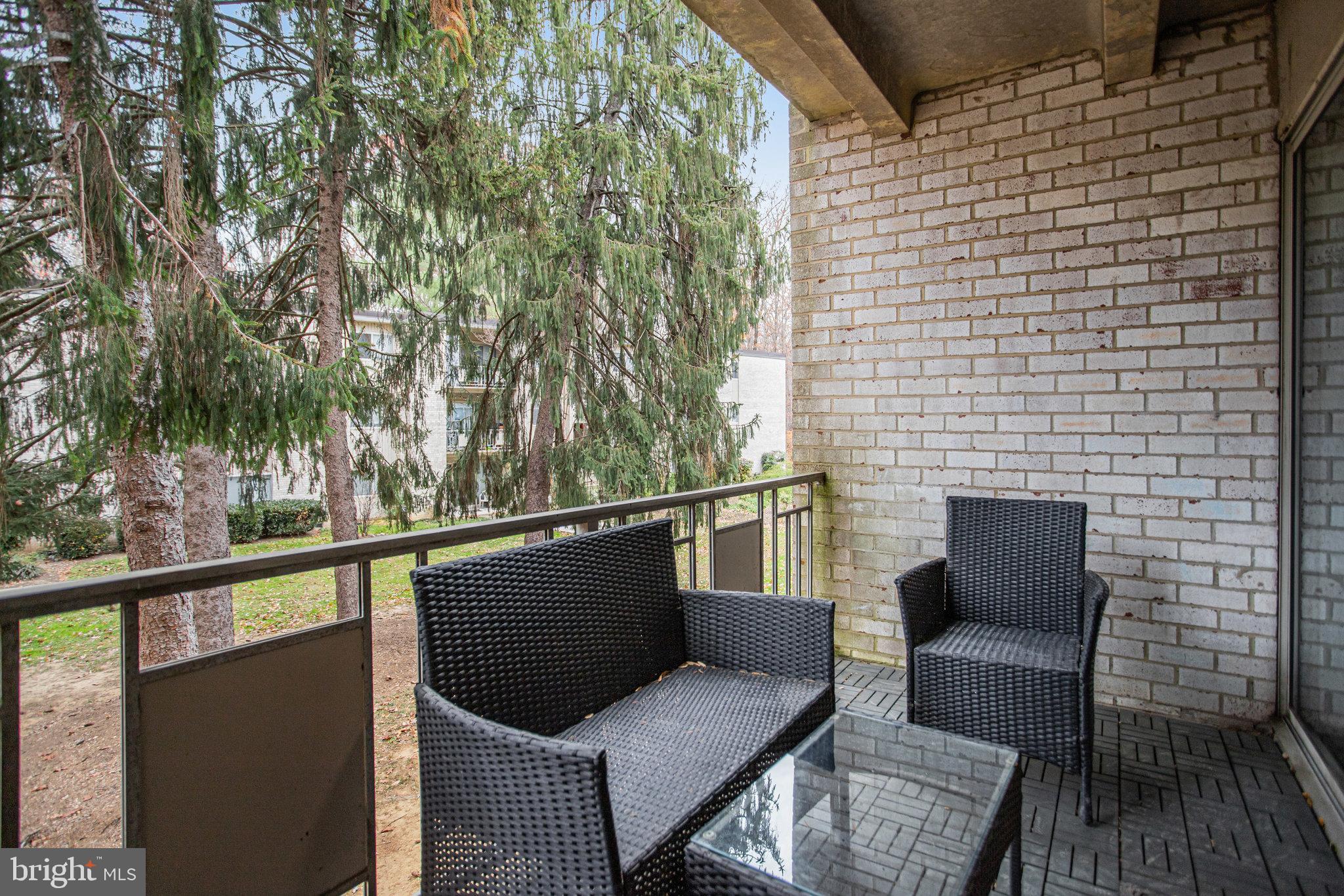 BETHESDA PARK - Residential