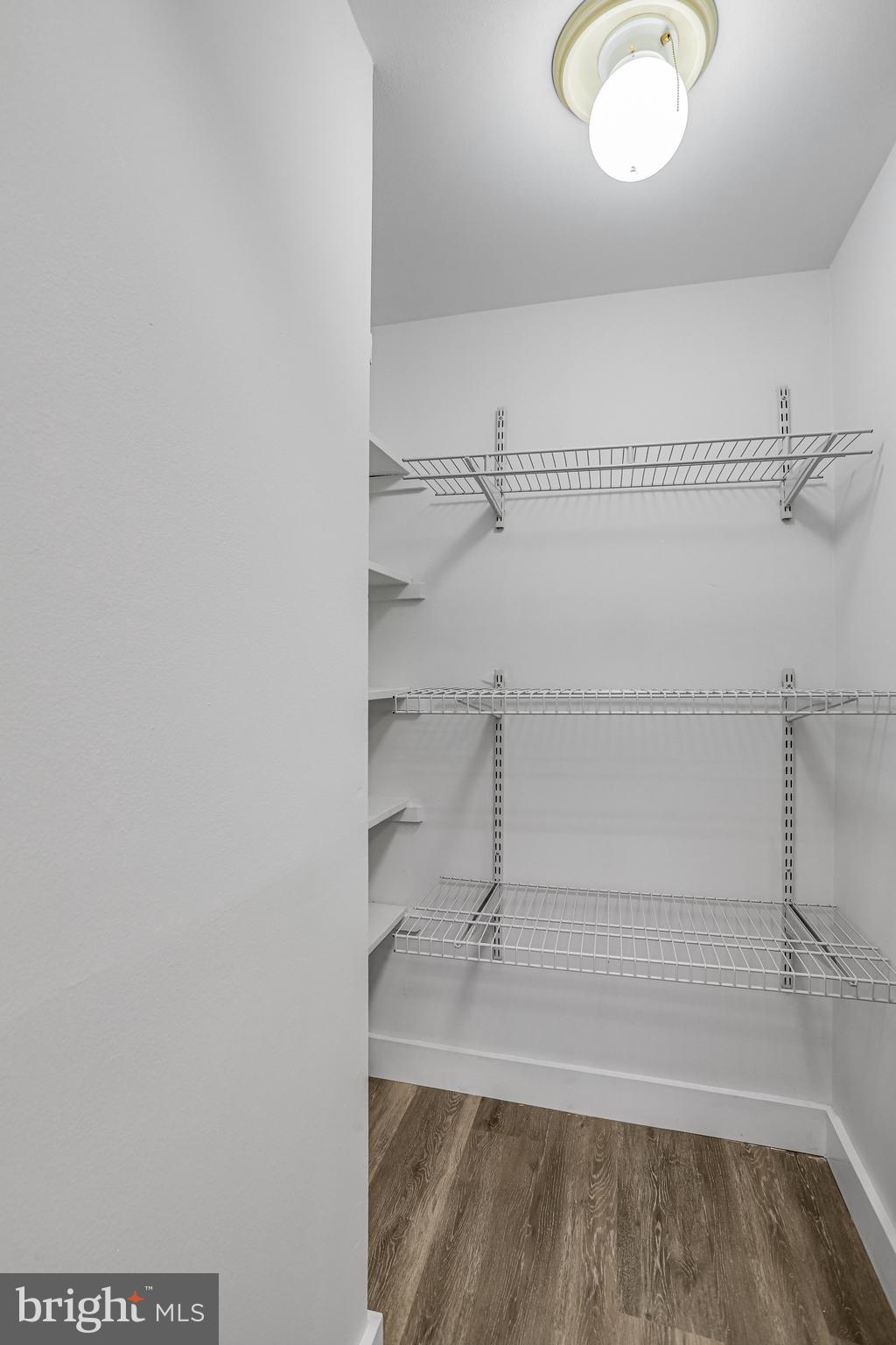 BETHESDA PARK - Residential