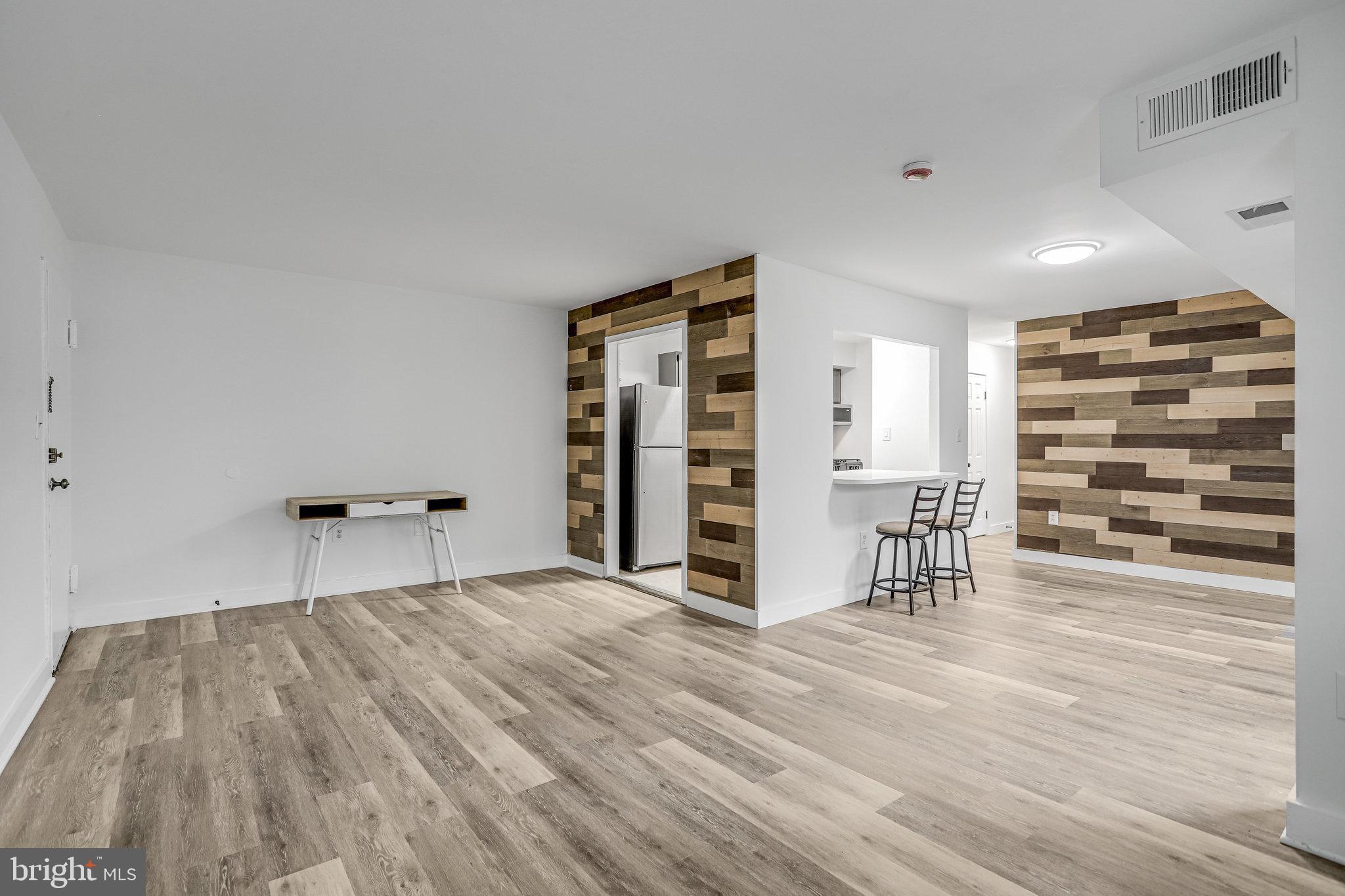 BETHESDA PARK - Residential