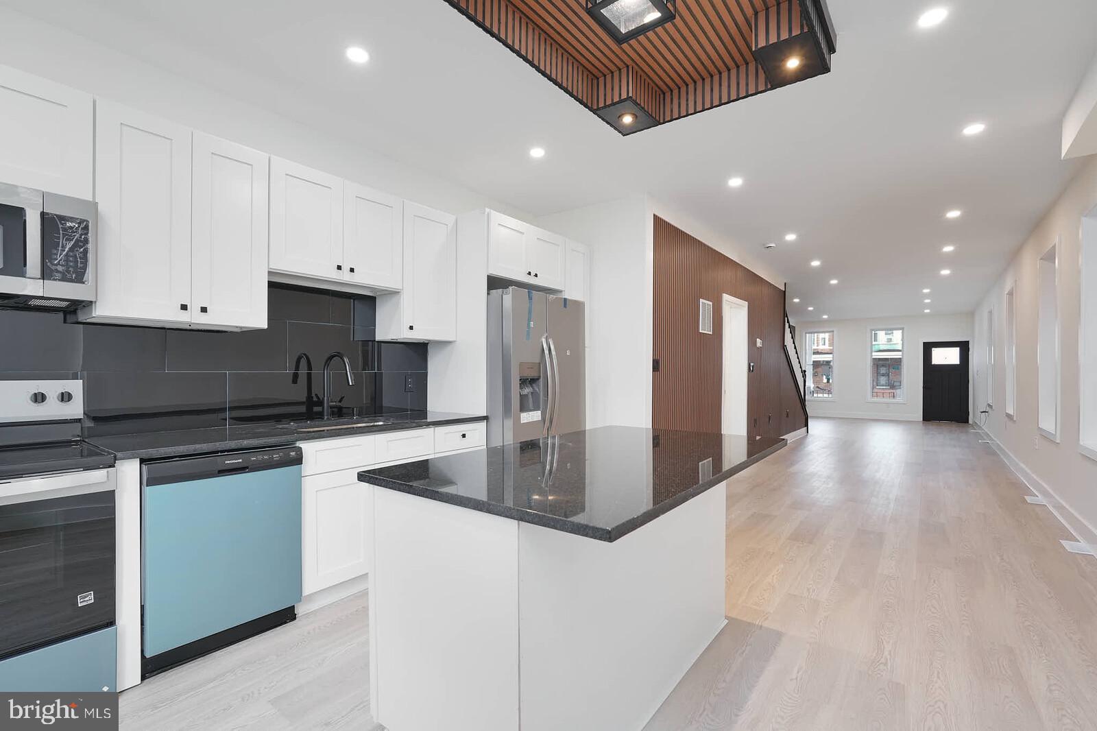 ROSEMONT - Residential