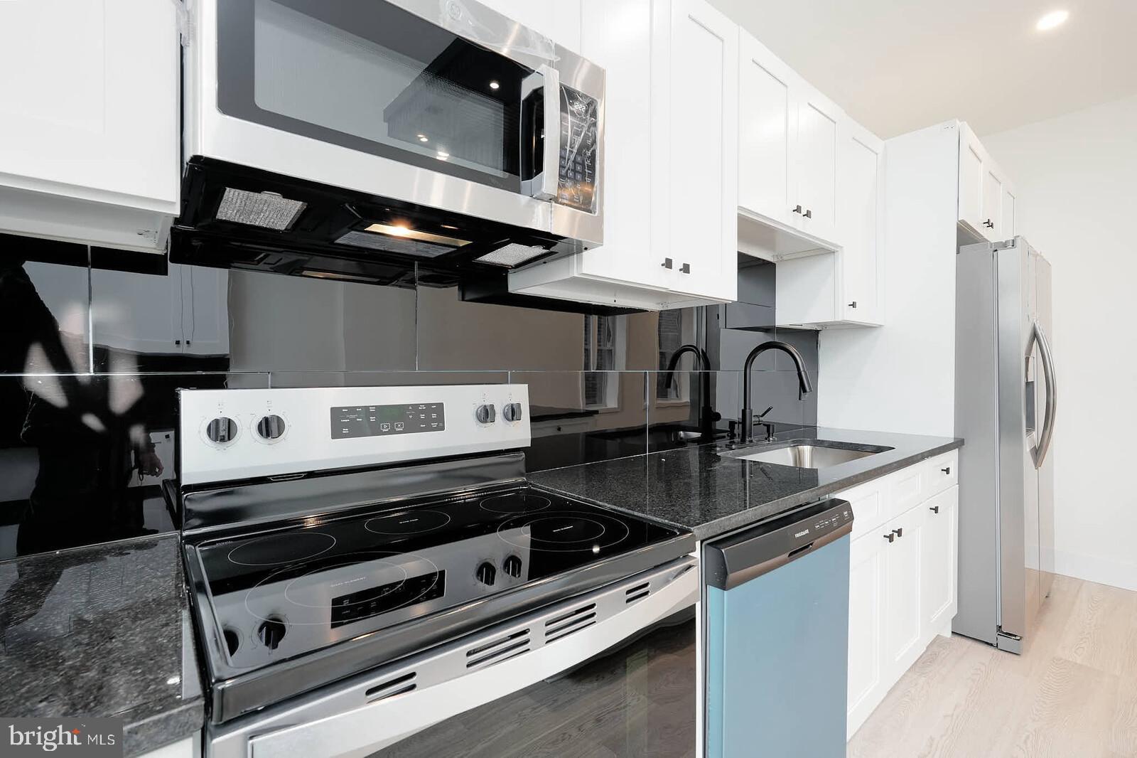 ROSEMONT - Residential
