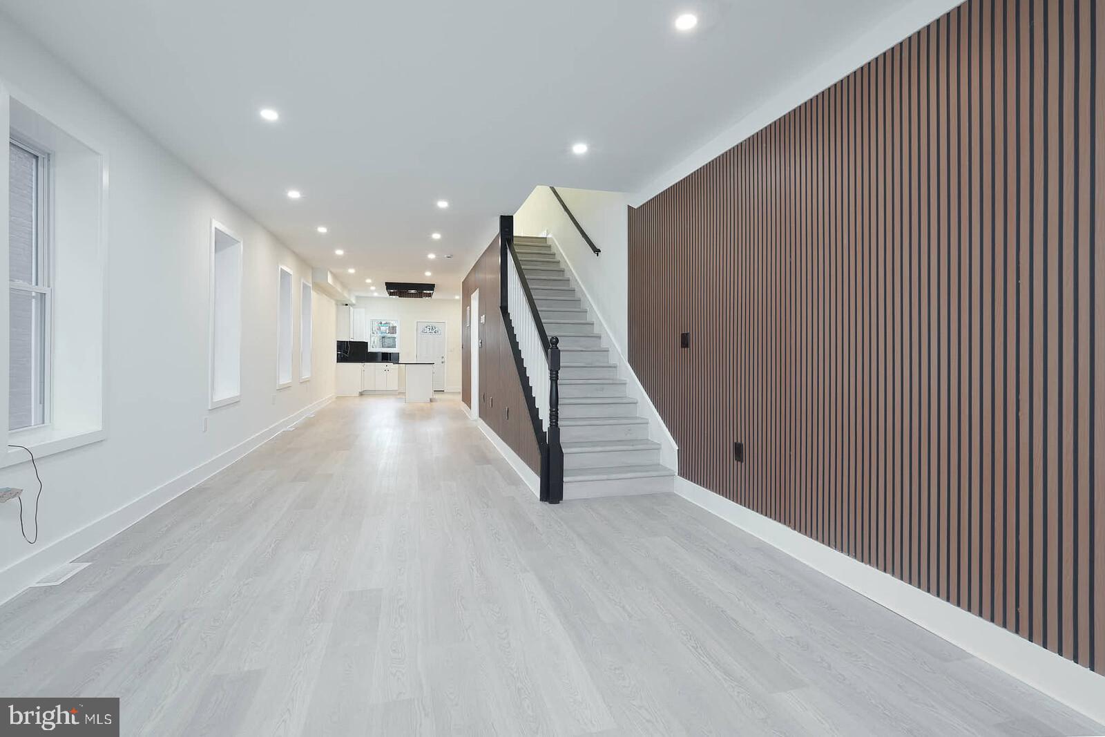 ROSEMONT - Residential