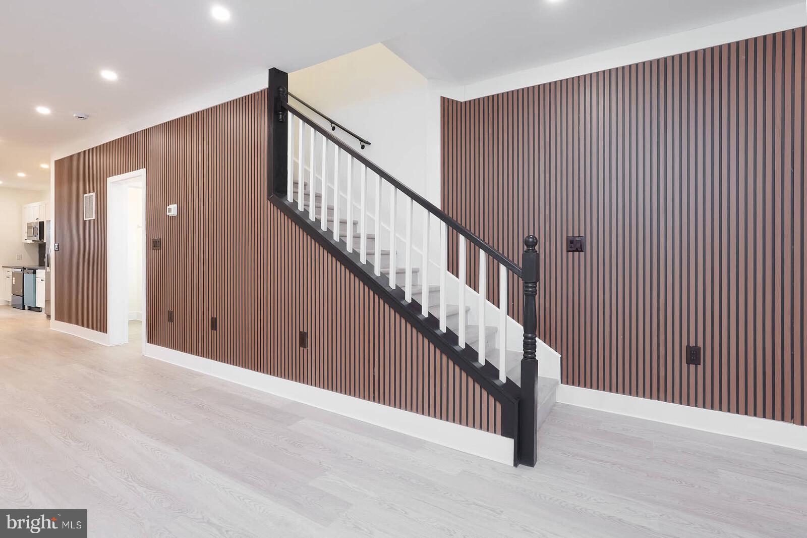ROSEMONT - Residential