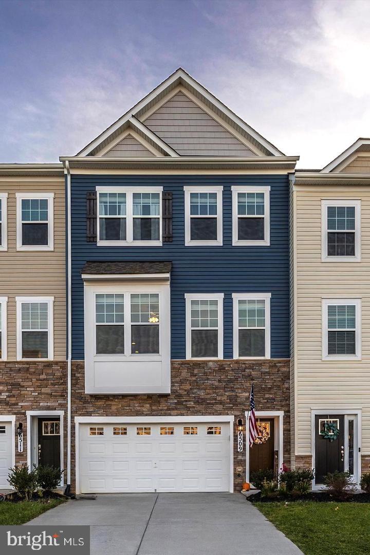 MANORS AT BALLENGER CREEK - Residential