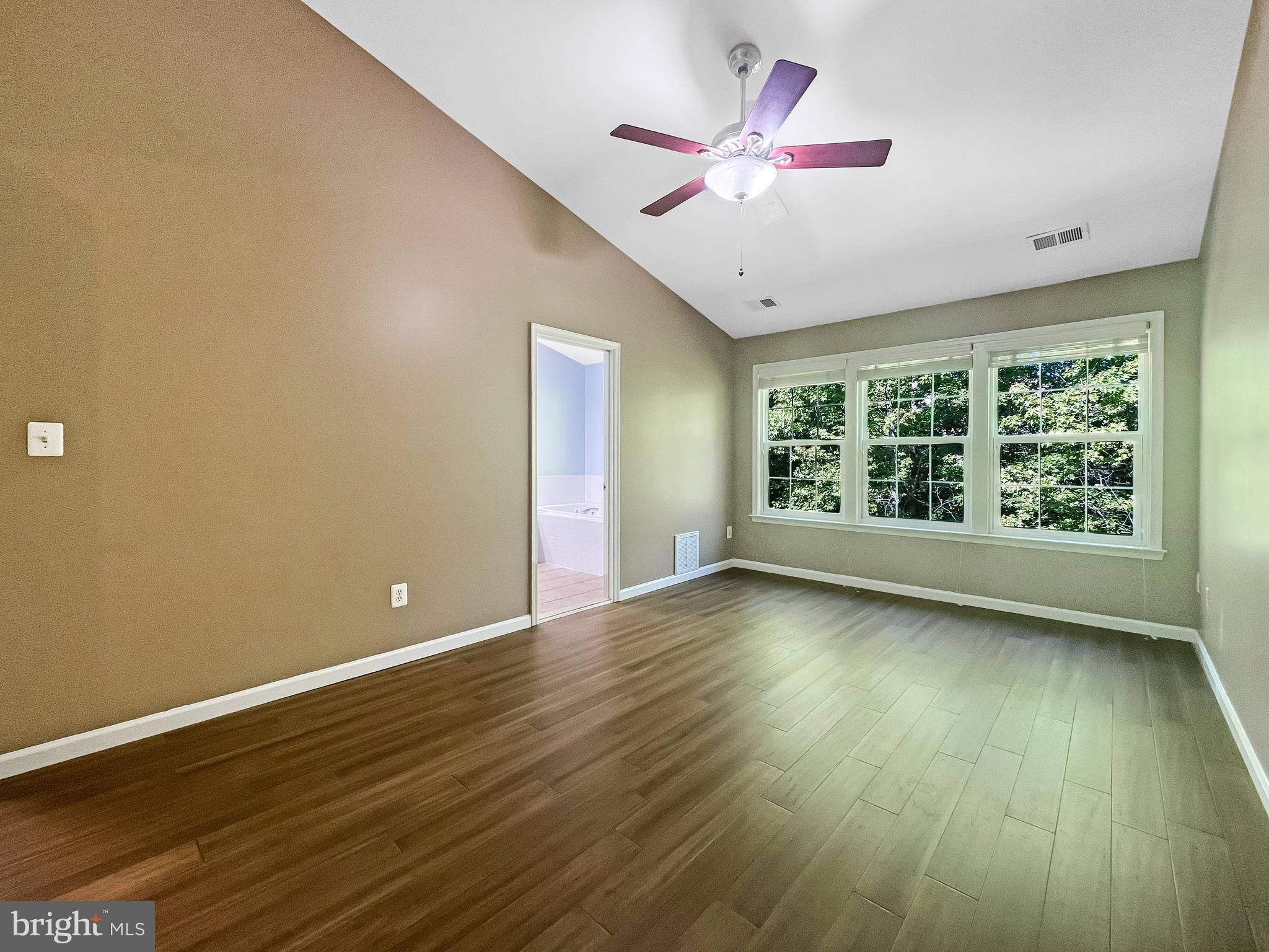 LAKE RIDGE CROSSING - Residential Lease