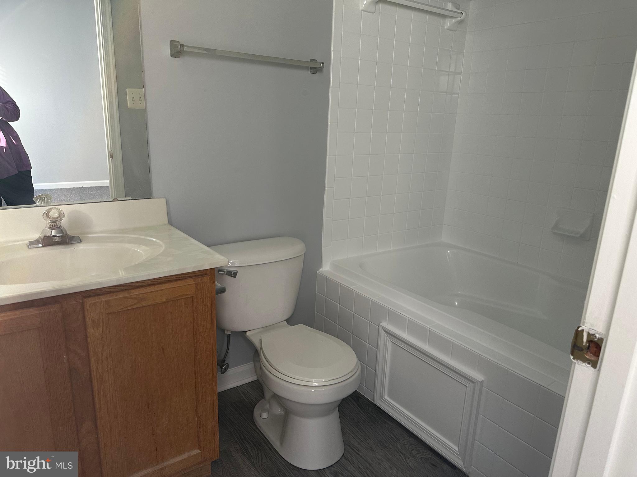 CEDAR POINTE - Residential